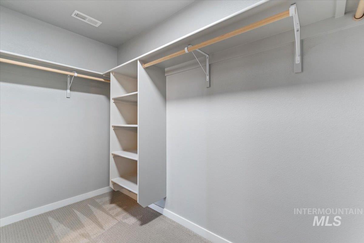 10762 W Camas St, Boise, Idaho 83709, 3 Bedrooms, 2 Bathrooms, Residential For Sale, Price $375,000,MLS 98977234