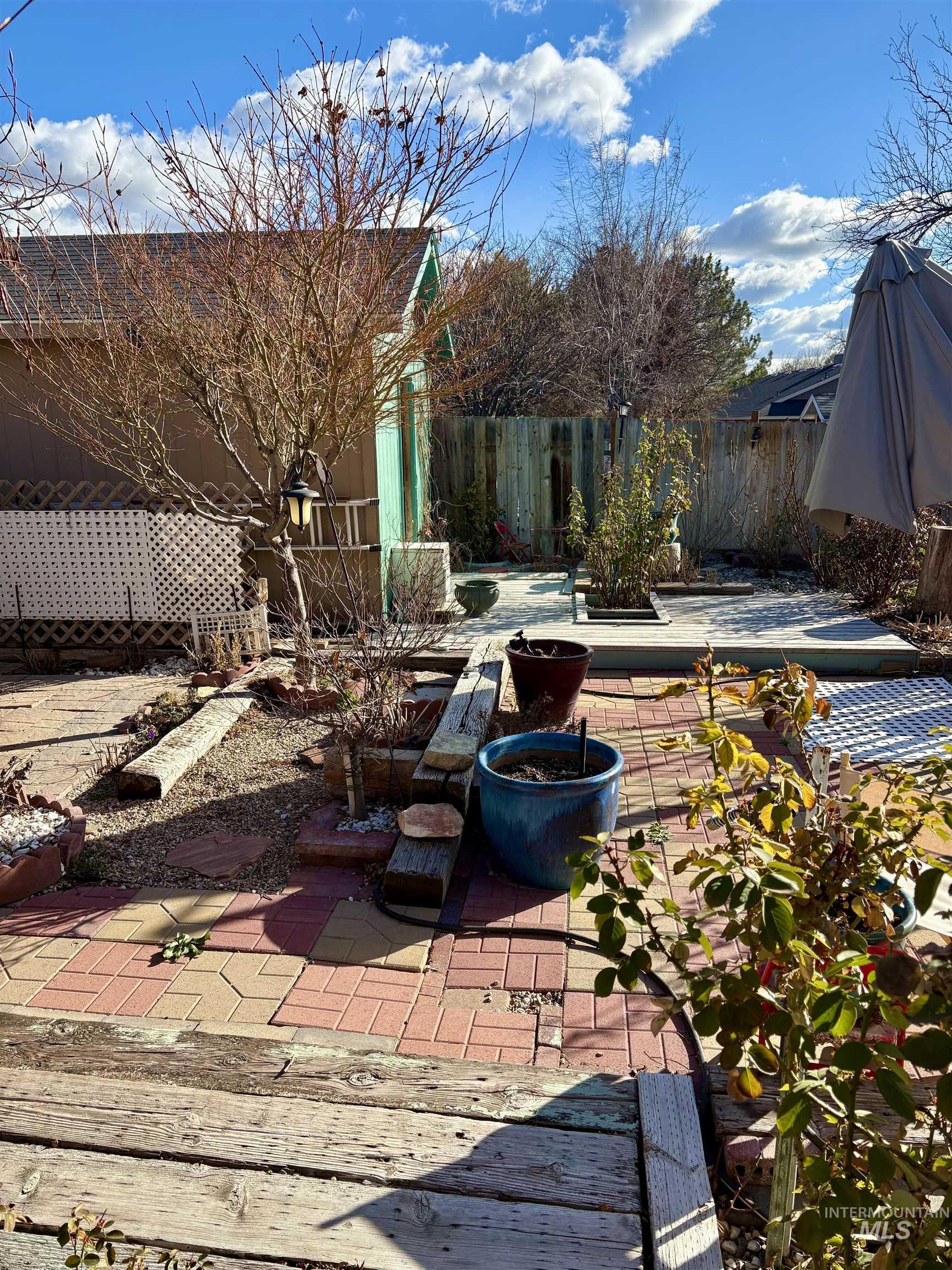 2068 Sherry Ln, Twin Falls, Idaho 83301, 4 Bedrooms, 2 Bathrooms, Residential For Sale, Price $360,000,MLS 98977237