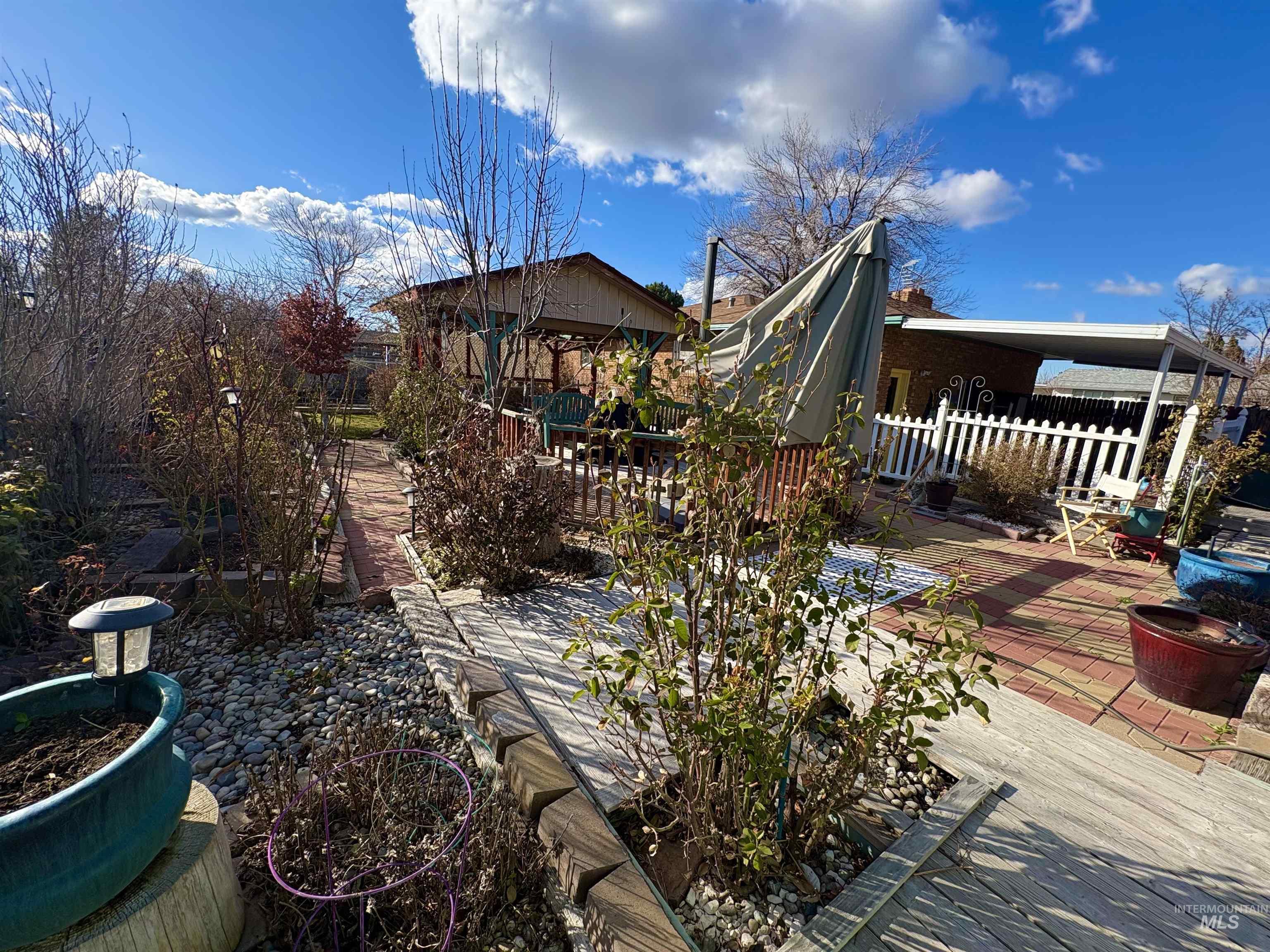 2068 Sherry Ln, Twin Falls, Idaho 83301, 4 Bedrooms, 2 Bathrooms, Residential For Sale, Price $360,000,MLS 98977237