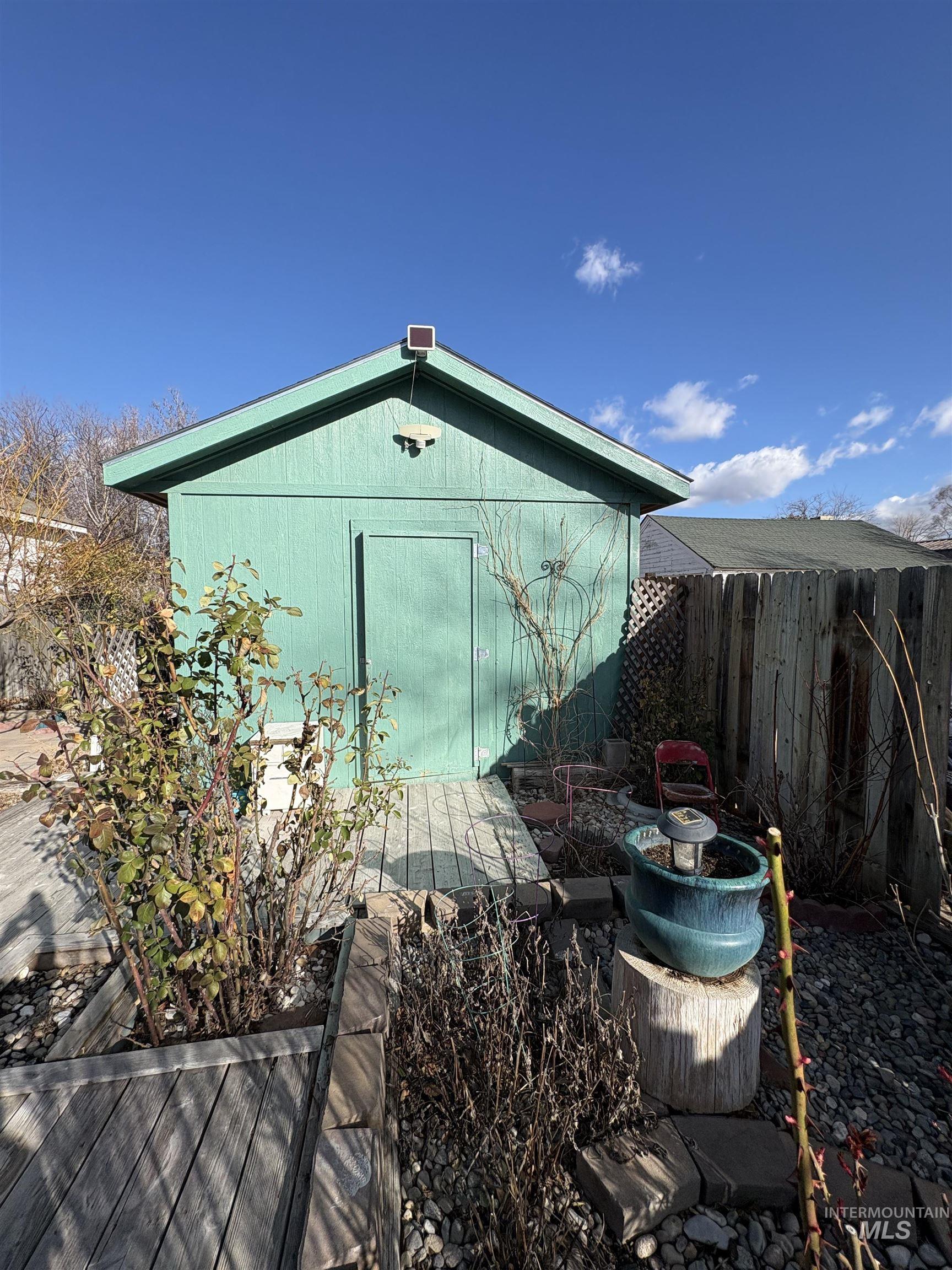 2068 Sherry Ln, Twin Falls, Idaho 83301, 4 Bedrooms, 2 Bathrooms, Residential For Sale, Price $360,000,MLS 98977237