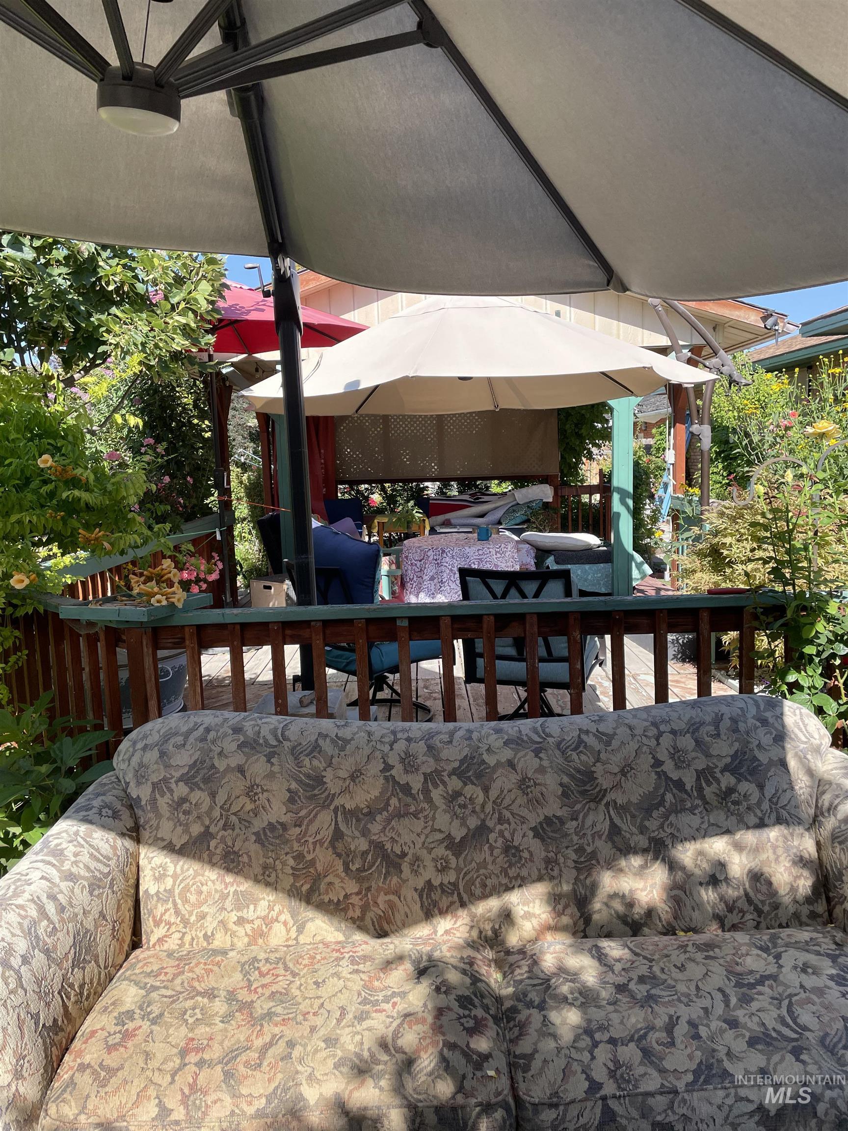 2068 Sherry Ln, Twin Falls, Idaho 83301, 4 Bedrooms, 2 Bathrooms, Residential For Sale, Price $360,000,MLS 98977237