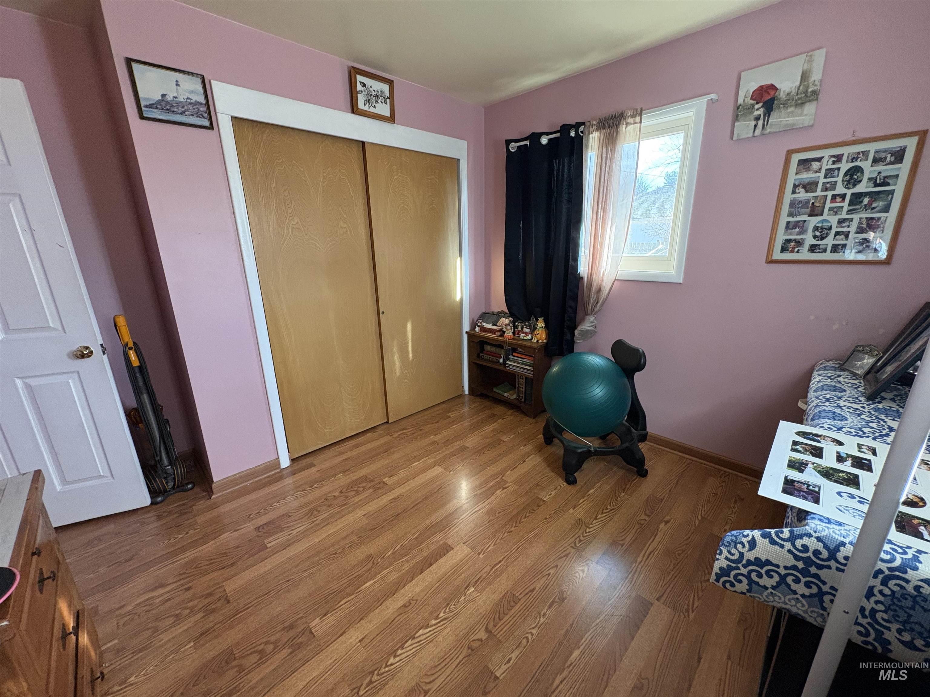 2068 Sherry Ln, Twin Falls, Idaho 83301, 4 Bedrooms, 2 Bathrooms, Residential For Sale, Price $360,000,MLS 98977237