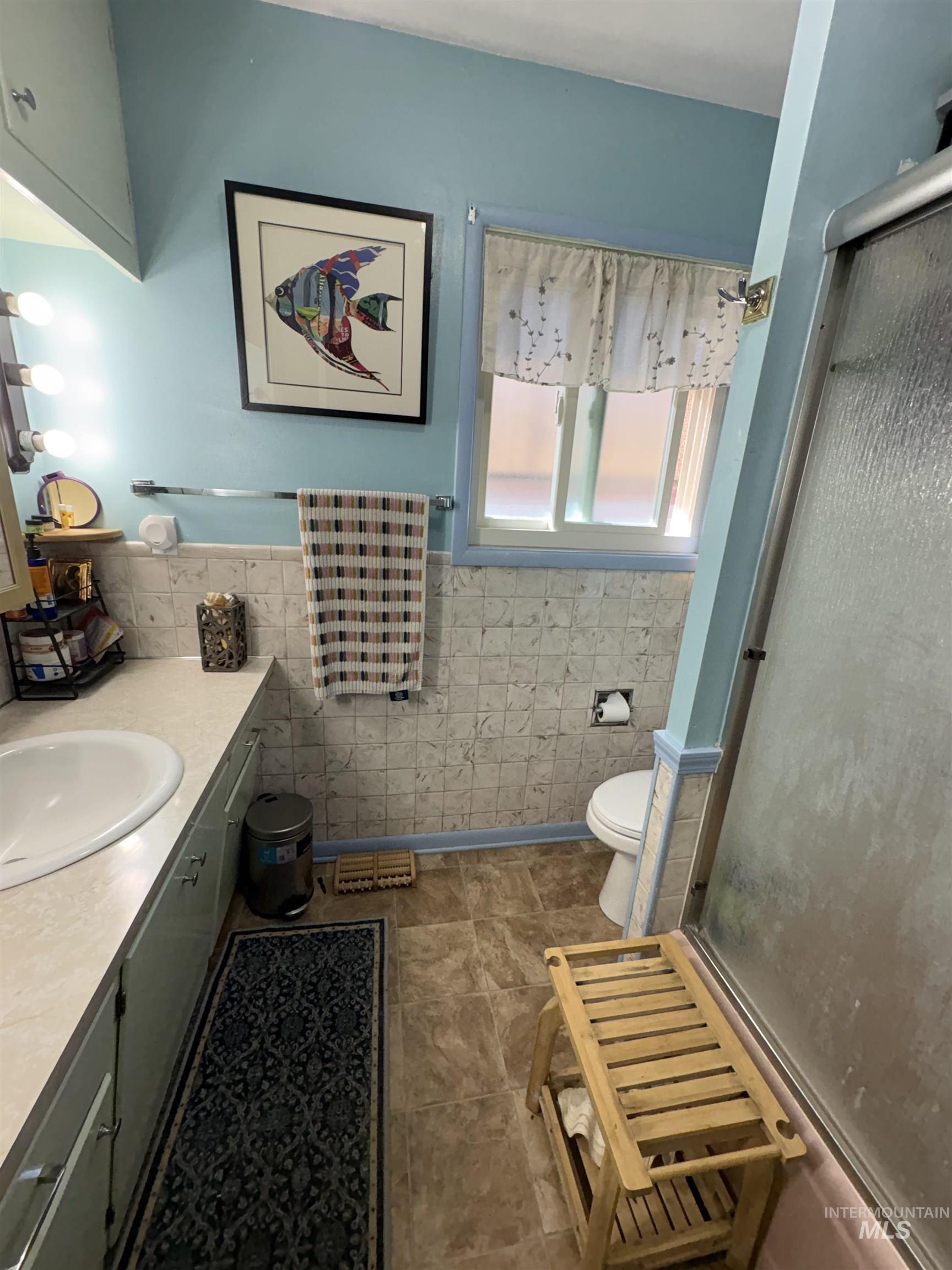 2068 Sherry Ln, Twin Falls, Idaho 83301, 4 Bedrooms, 2 Bathrooms, Residential For Sale, Price $360,000,MLS 98977237