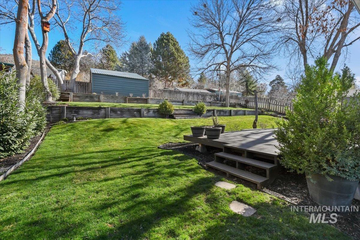 5320 W Hill Rd, Boise, Idaho 83703, 4 Bedrooms, 2.5 Bathrooms, Residential For Sale, Price $619,000,MLS 98977238