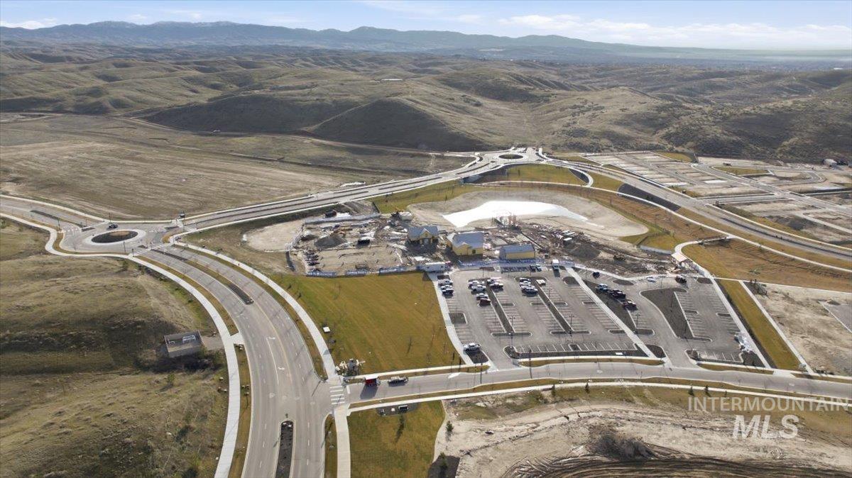 6537 W Danes Dr, Eagle, Idaho 83616, 4 Bedrooms, 2.5 Bathrooms, Residential For Sale, Price $869,000,MLS 98977239