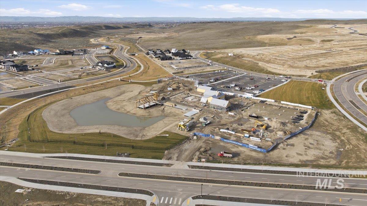 6537 W Danes Dr, Eagle, Idaho 83616, 4 Bedrooms, 2.5 Bathrooms, Residential For Sale, Price $869,000,MLS 98977239