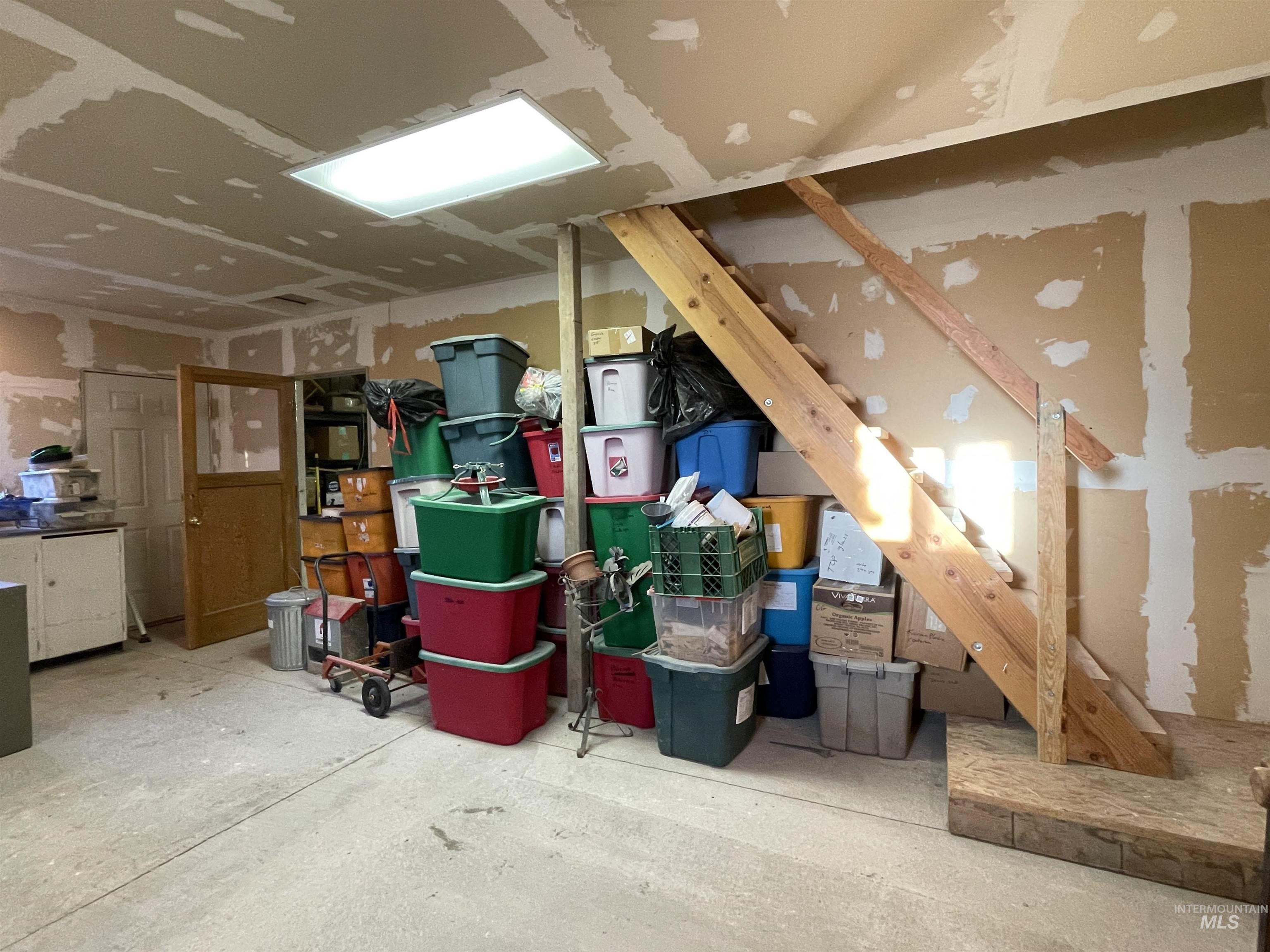 3301 SW Smith Rd, Mountain Home, Idaho 83647, 4 Bedrooms, 2 Bathrooms, Residential For Sale, Price $659,999,MLS 98977241