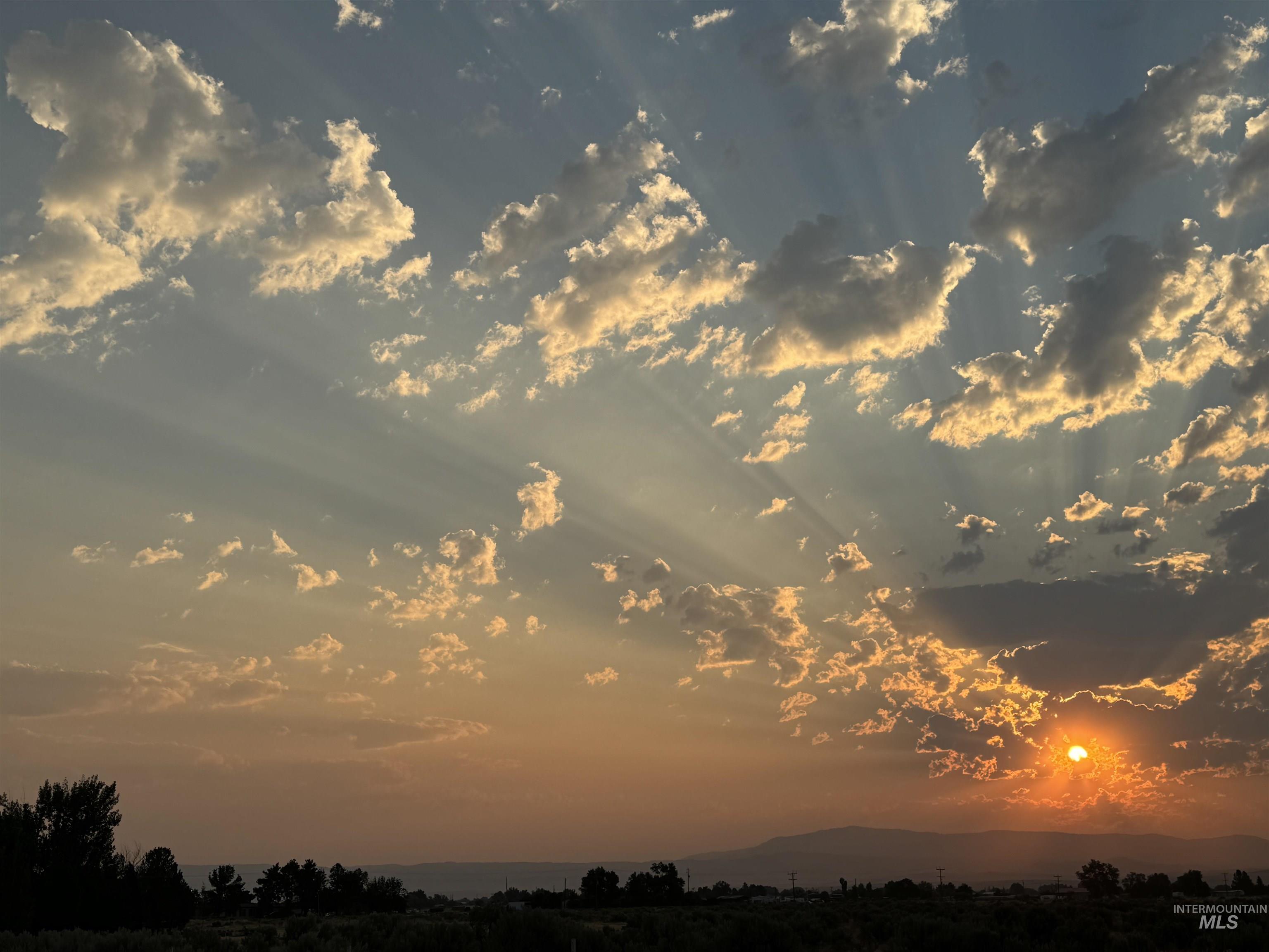 3301 SW Smith Rd, Mountain Home, Idaho 83647, 4 Bedrooms, 2 Bathrooms, Residential For Sale, Price $659,999,MLS 98977241