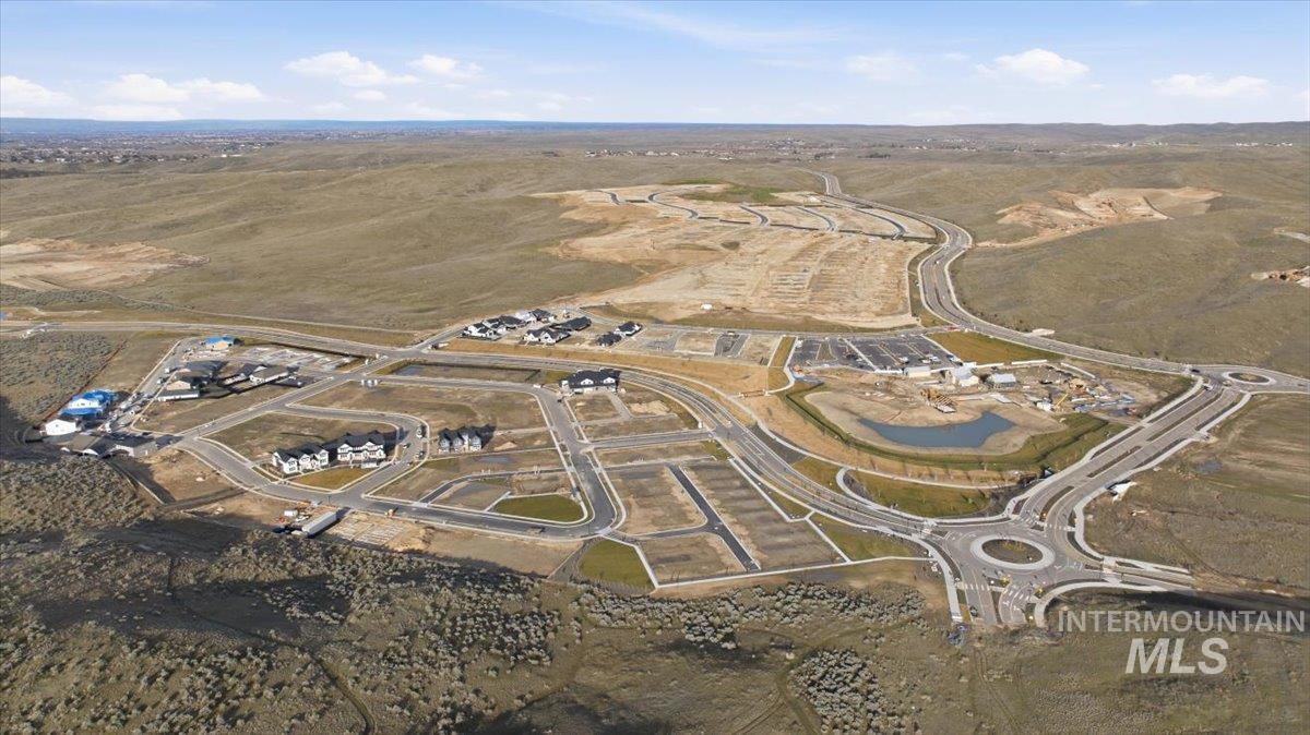 6340 W Largo Dr, Eagle, Idaho 83646, 5 Bedrooms, 4 Bathrooms, Residential For Sale, Price $855,000, 98977245