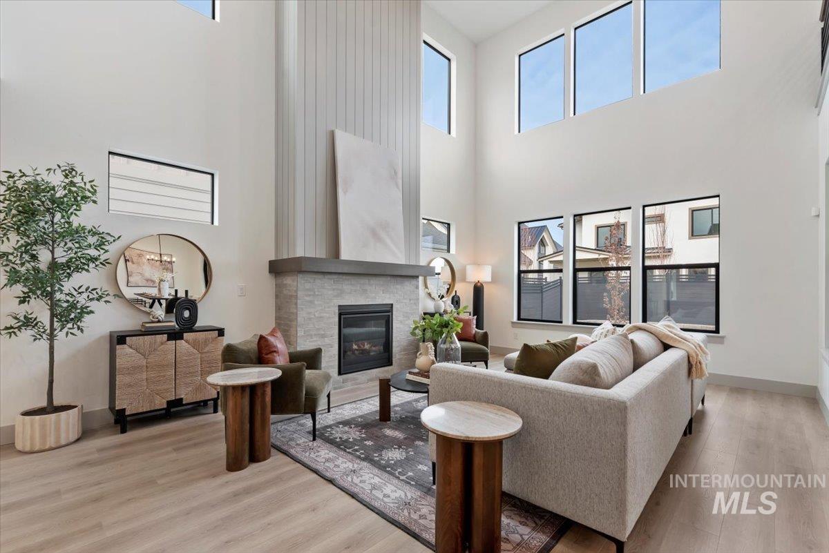 6360 W Largo Dr, Eagle, Idaho 83616, 5 Bedrooms, 2.5 Bathrooms, Residential For Sale, Price $778,000,MLS 98977247