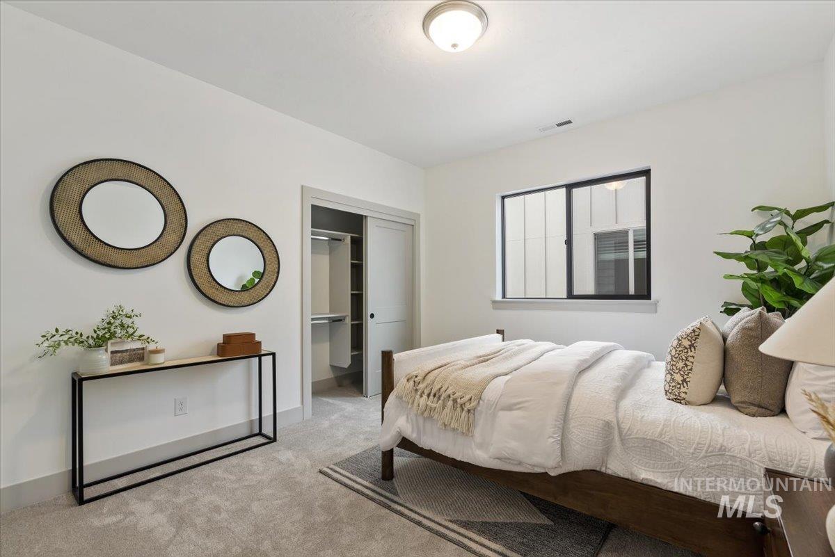 6360 W Largo Dr, Eagle, Idaho 83616, 5 Bedrooms, 2.5 Bathrooms, Residential For Sale, Price $778,000,MLS 98977247