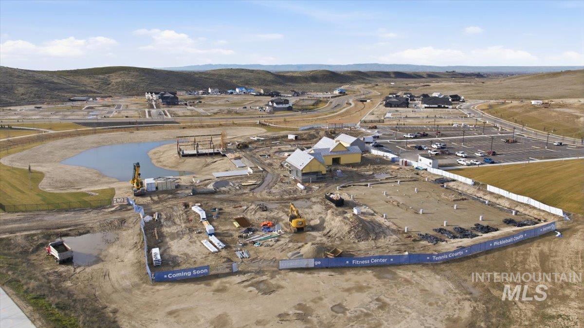 6378 W W Largo Dr, Eagle, Idaho 83616, 4 Bedrooms, 3 Bathrooms, Residential For Sale, Price $729,000, 98977248