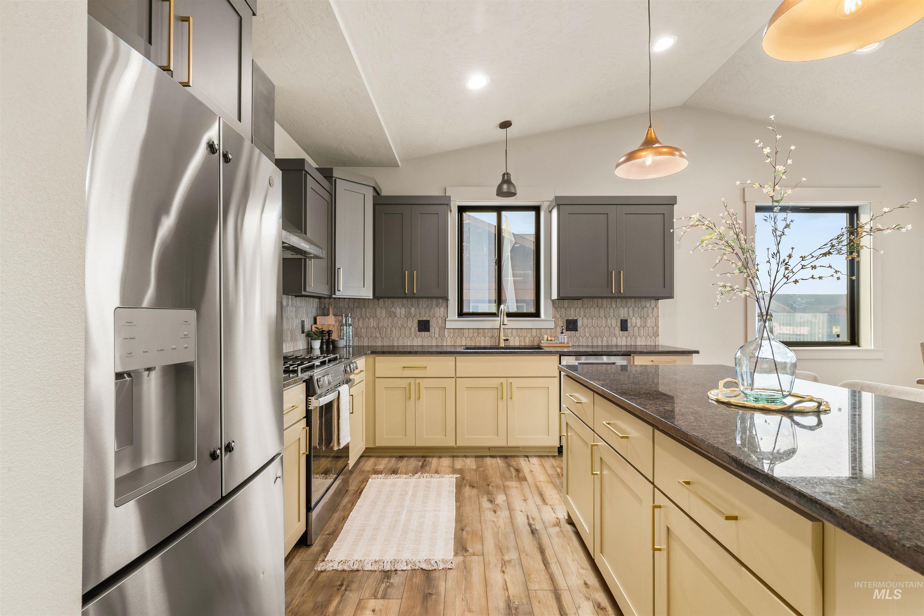 335 Warner Avenue, Lewiston, Idaho 83501, 3 Bedrooms, 2 Bathrooms, Residential For Sale, Price $579,900,MLS 98977250