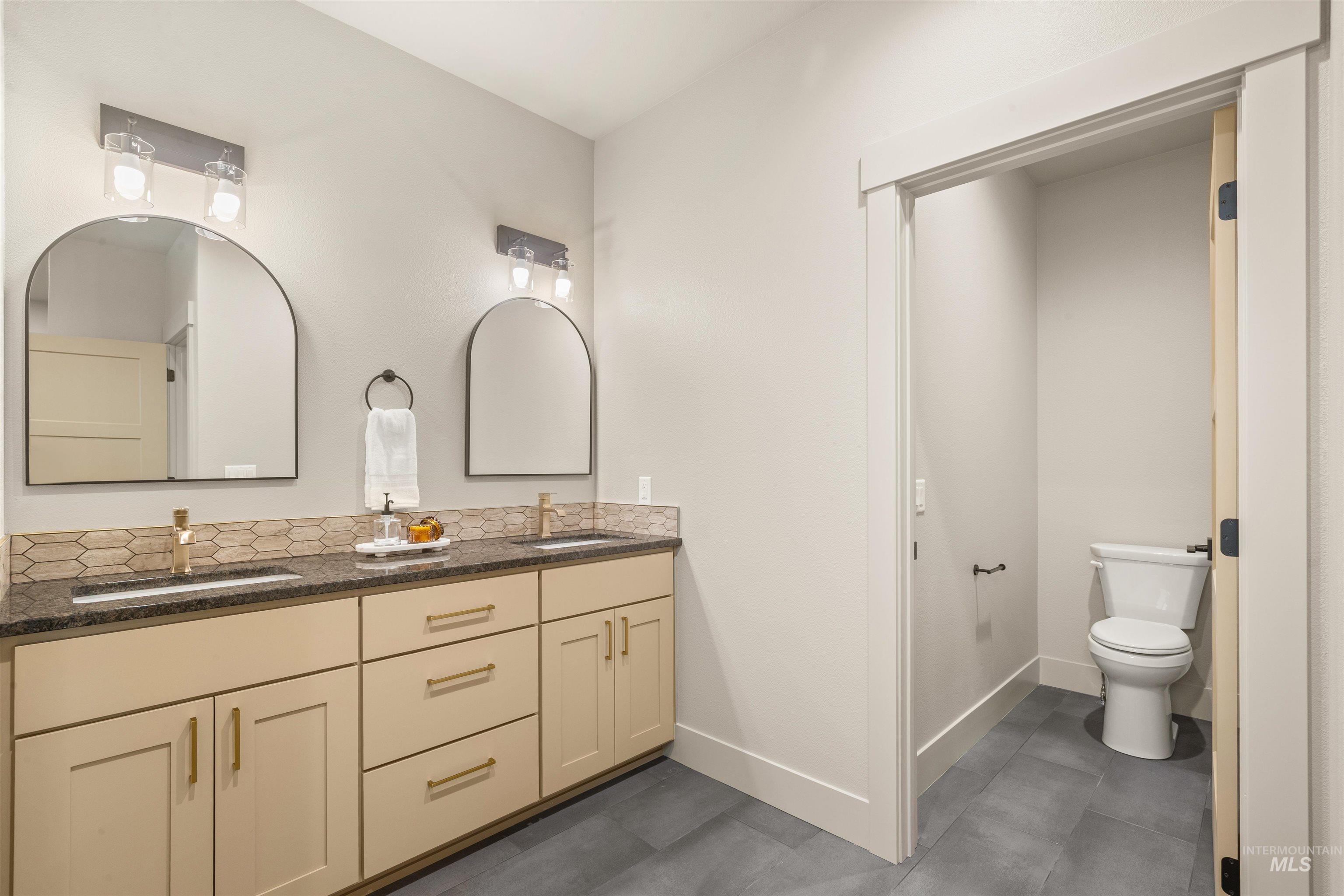 335 Warner Avenue, Lewiston, Idaho 83501, 3 Bedrooms, 2 Bathrooms, Residential For Sale, Price $579,900,MLS 98977250