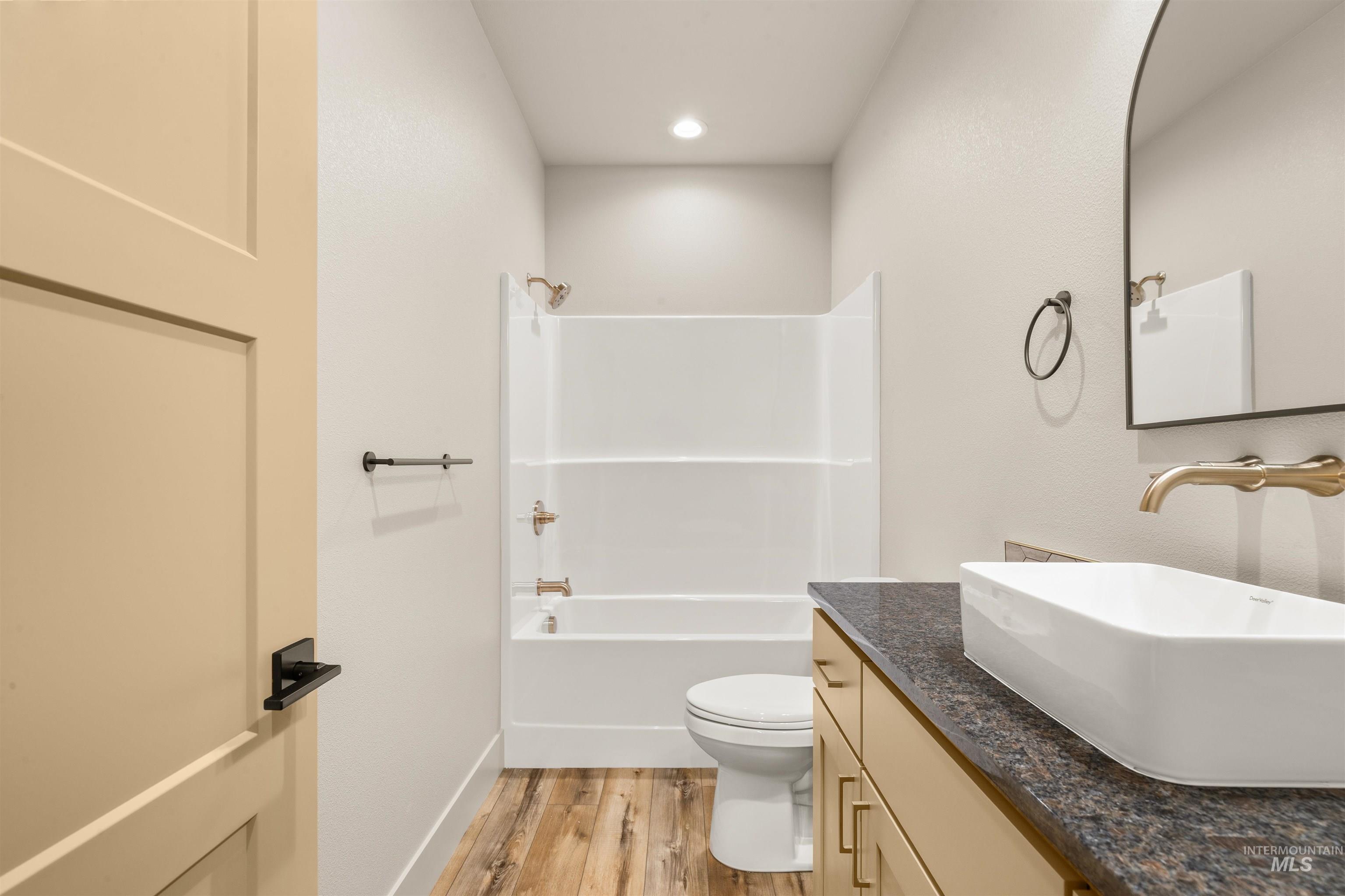 335 Warner Avenue, Lewiston, Idaho 83501, 3 Bedrooms, 2 Bathrooms, Residential For Sale, Price $579,900,MLS 98977250