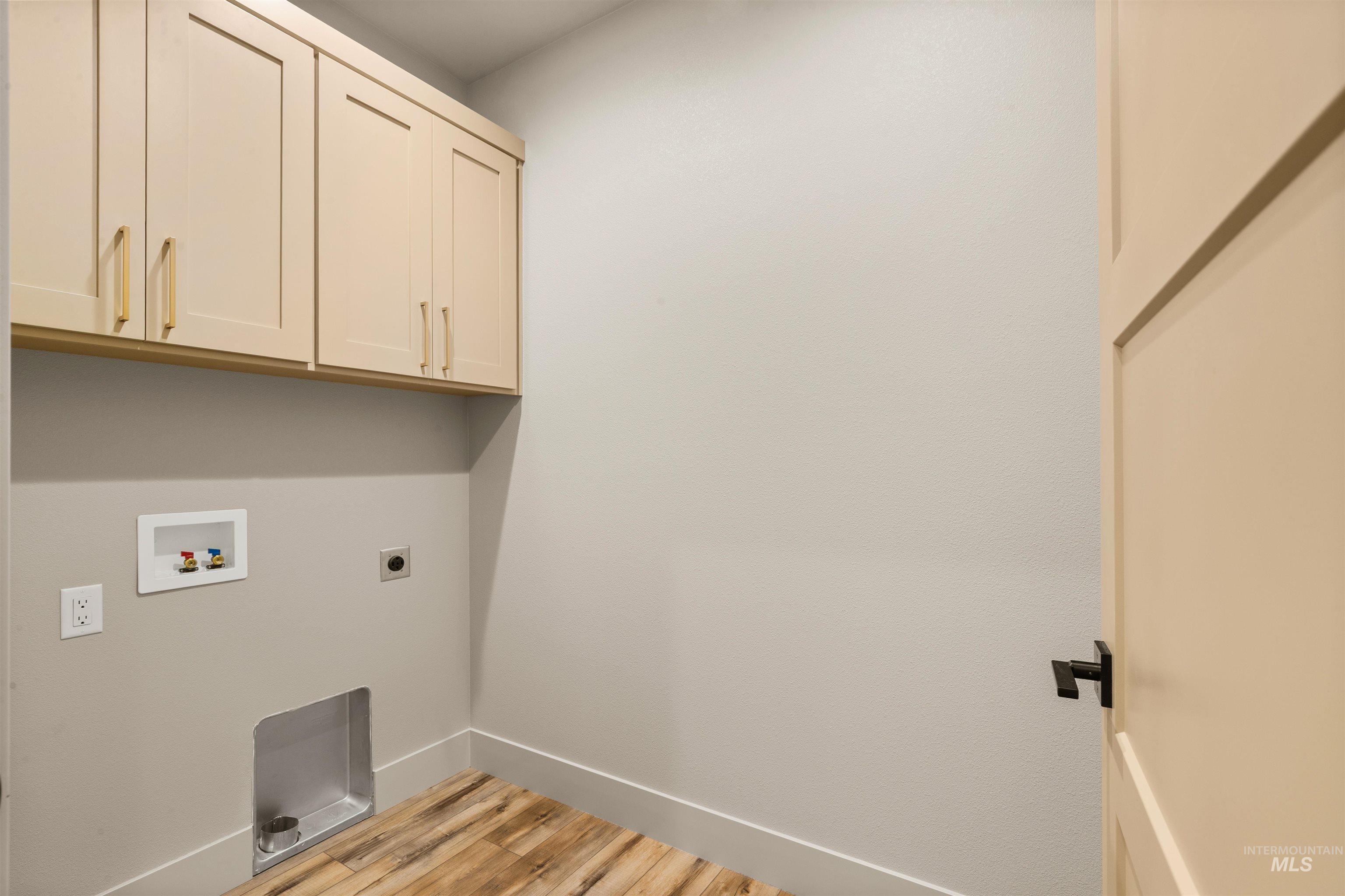 335 Warner Avenue, Lewiston, Idaho 83501, 3 Bedrooms, 2 Bathrooms, Residential For Sale, Price $579,900,MLS 98977250