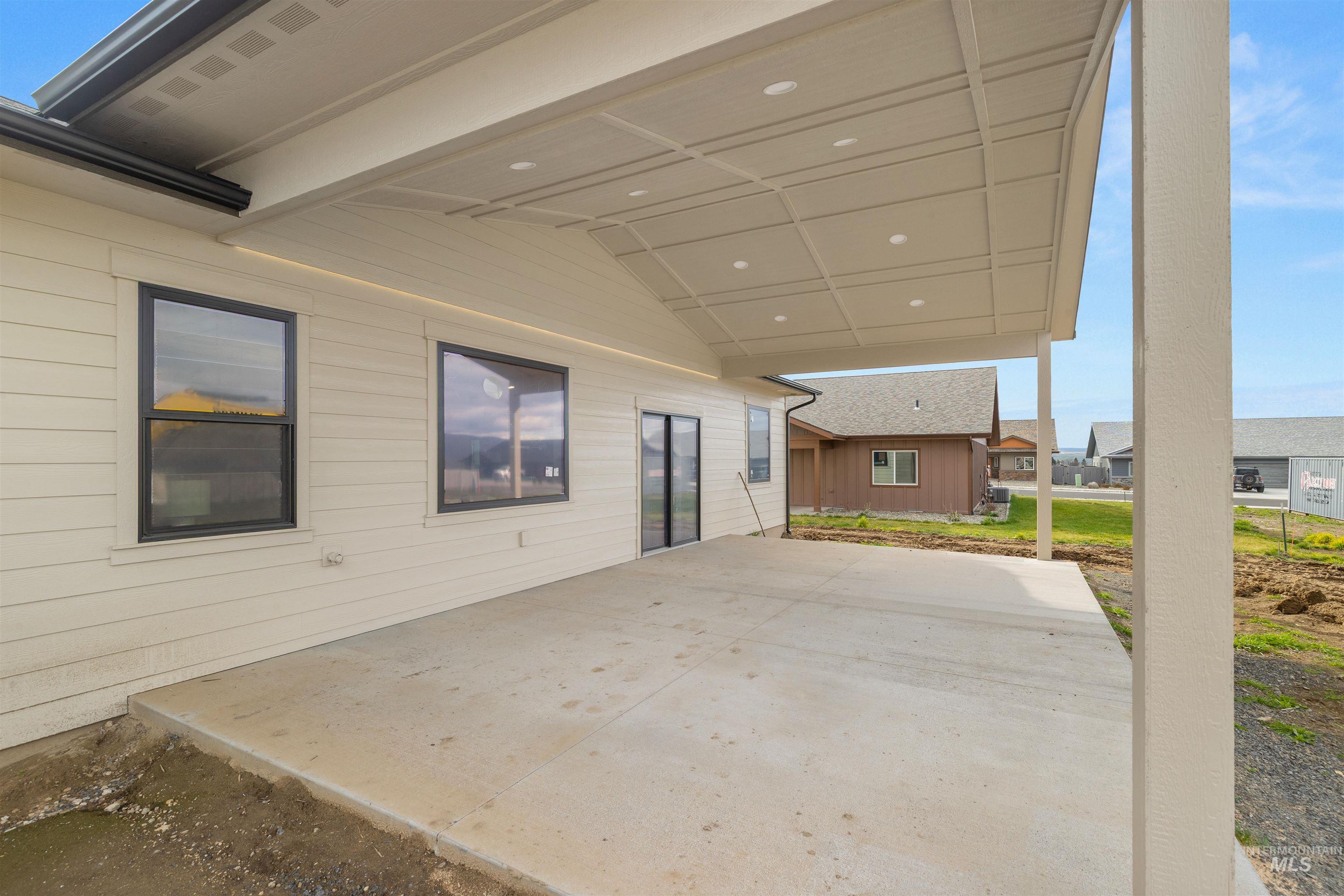 335 Warner Avenue, Lewiston, Idaho 83501, 3 Bedrooms, 2 Bathrooms, Residential For Sale, Price $579,900,MLS 98977250