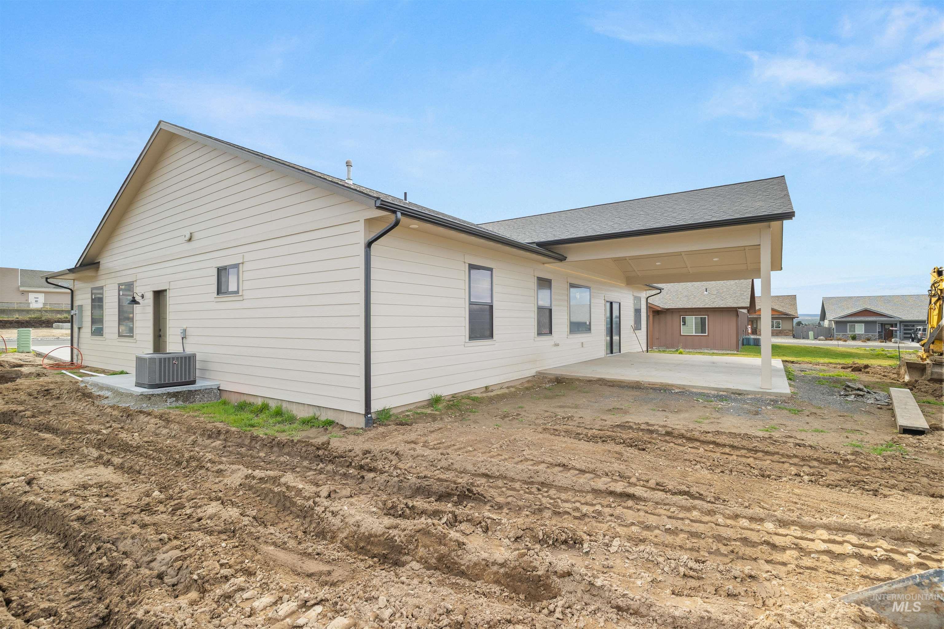 335 Warner Avenue, Lewiston, Idaho 83501, 3 Bedrooms, 2 Bathrooms, Residential For Sale, Price $579,900,MLS 98977250