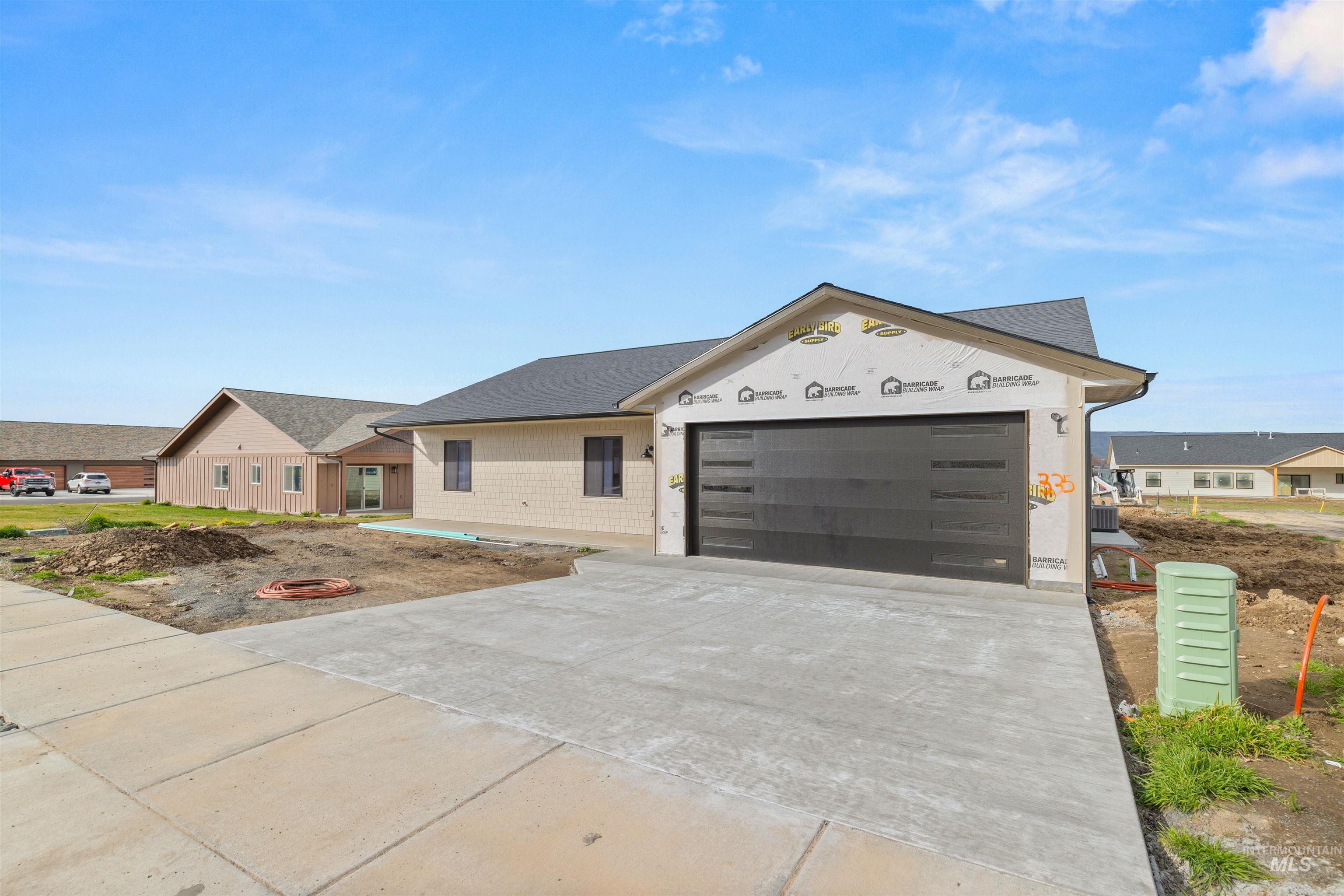 335 Warner Avenue, Lewiston, Idaho 83501, 3 Bedrooms, 2 Bathrooms, Residential For Sale, Price $579,900,MLS 98977250