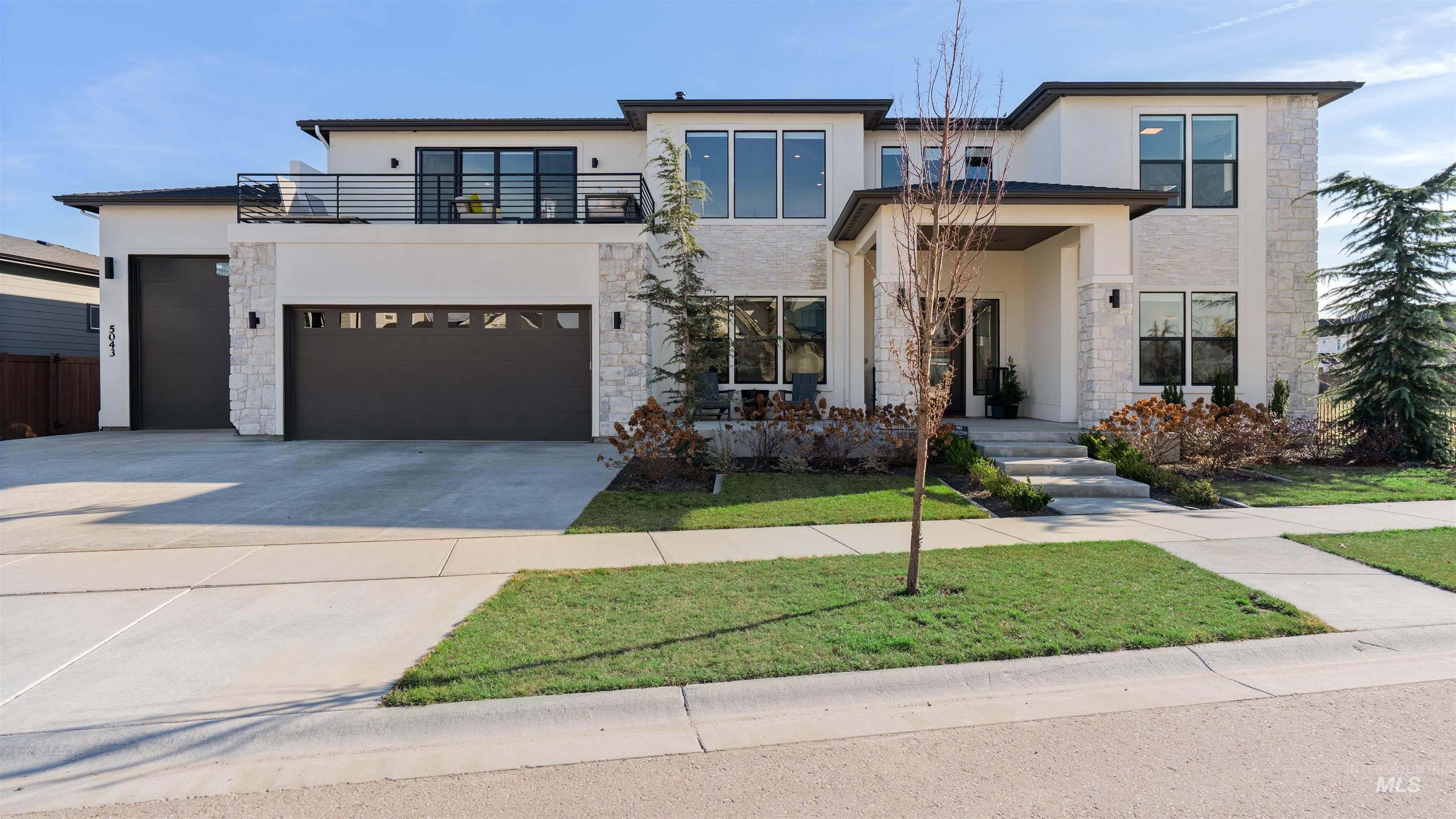 5043 W Oakford, Meridian, Idaho 83646, 5 Bedrooms, 4.5 Bathrooms, Residential For Sale, Price $2,049,000,MLS 98977252