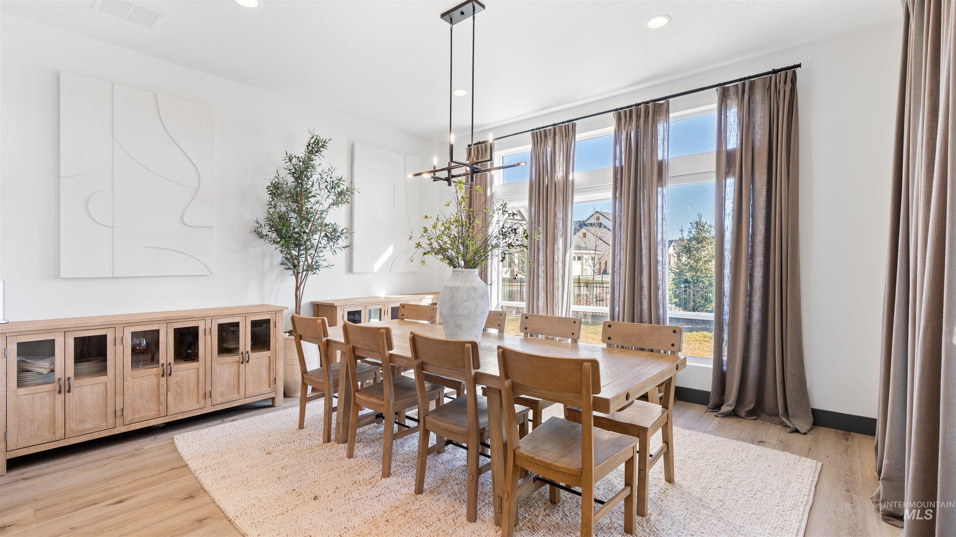 5043 W Oakford, Meridian, Idaho 83646, 5 Bedrooms, 4.5 Bathrooms, Residential For Sale, Price $2,149,000, 98977252