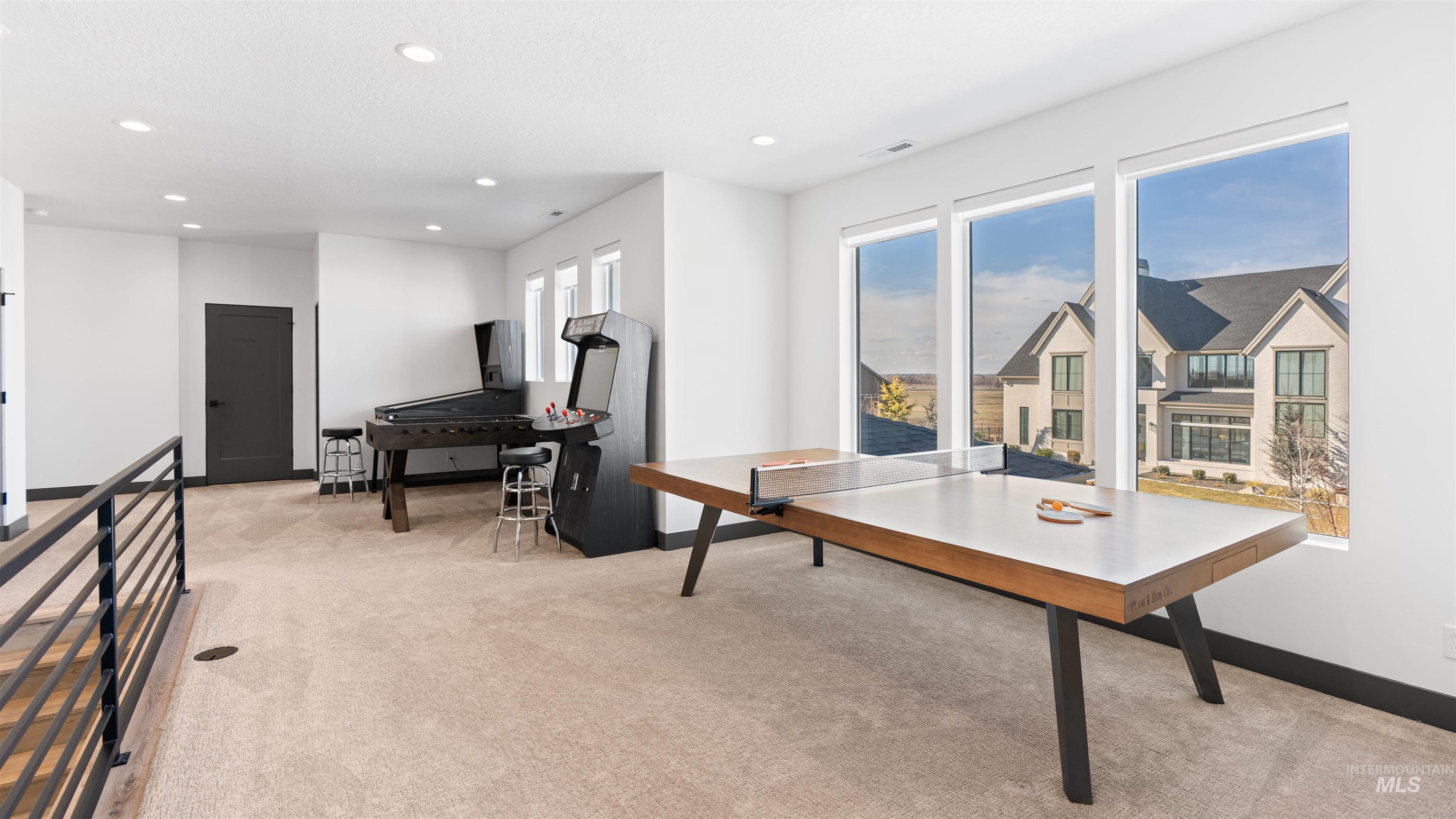 5043 W Oakford, Meridian, Idaho 83646, 5 Bedrooms, 4.5 Bathrooms, Residential For Sale, Price $2,149,000, 98977252