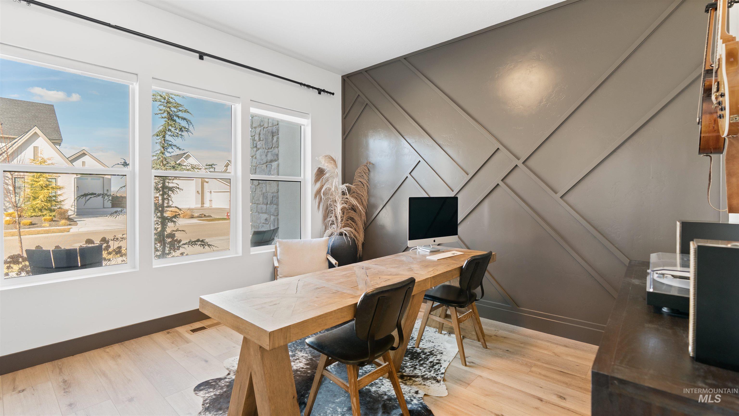 5043 W Oakford, Meridian, Idaho 83646, 5 Bedrooms, 4.5 Bathrooms, Residential For Sale, Price $2,149,000, 98977252