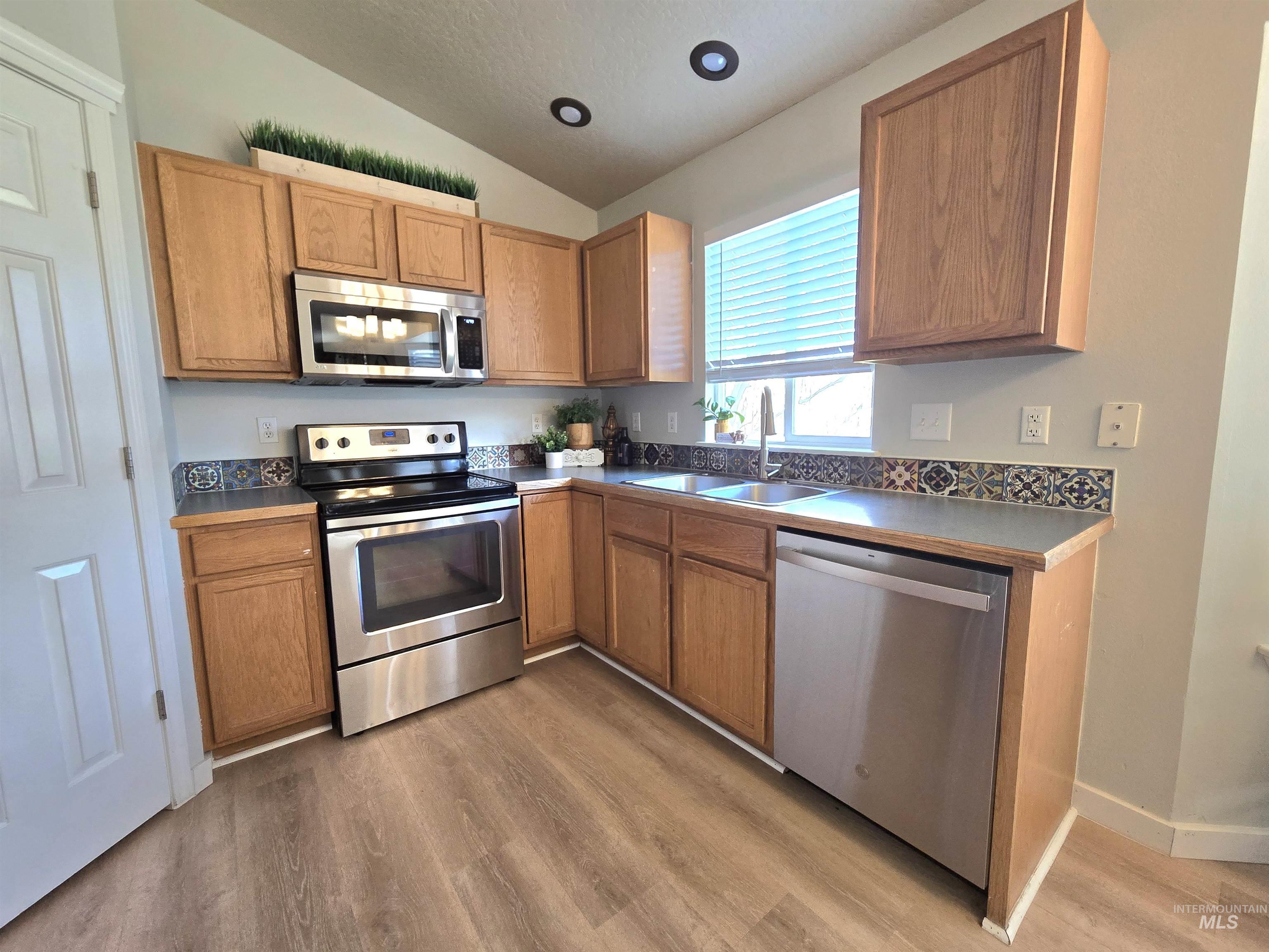 1904 Tyler St., Nampa, Idaho 83686, 3 Bedrooms, 2.5 Bathrooms, Residential For Sale, Price $367,000,MLS 98977253