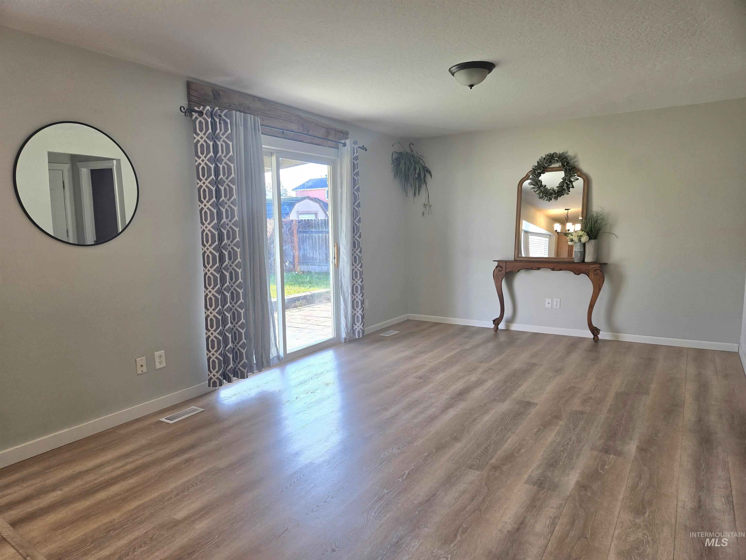 1904 Tyler St., Nampa, Idaho 83686, 3 Bedrooms, 2.5 Bathrooms, Residential For Sale, Price $367,000,MLS 98977253