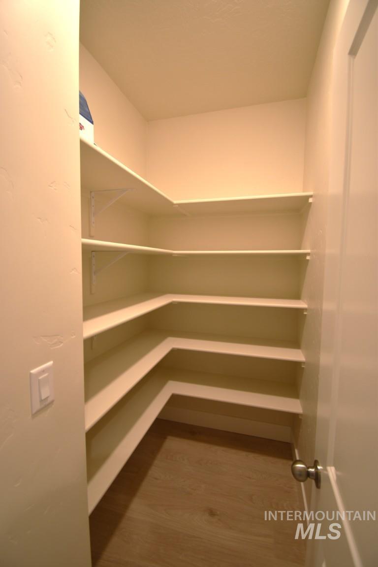 6278 W Fireline Street, Meridian, Idaho 83646, 3 Bedrooms, 2 Bathrooms, Rental For Rent, Price $2,595,MLS 98977262