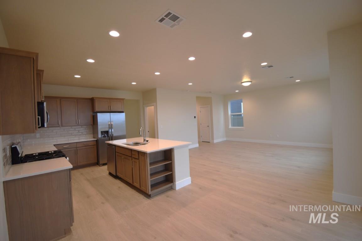 6278 W Fireline Street, Meridian, Idaho 83646, 3 Bedrooms, 2 Bathrooms, Rental For Rent, Price $2,595,MLS 98977262