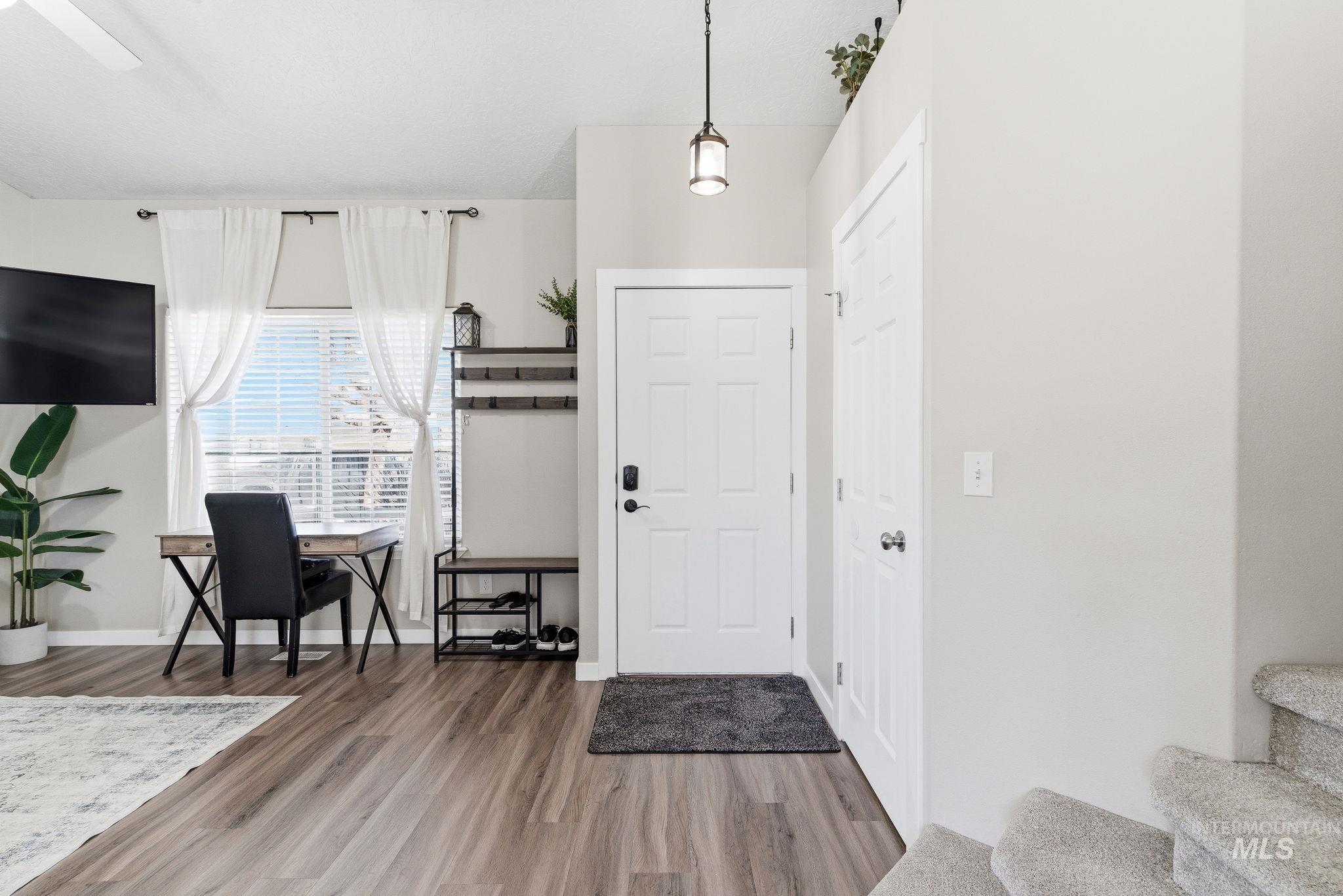 1697 W Sego Prairie, Kuna, Idaho 83634, 3 Bedrooms, 2.5 Bathrooms, Residential For Sale, Price $399,900, 98977263