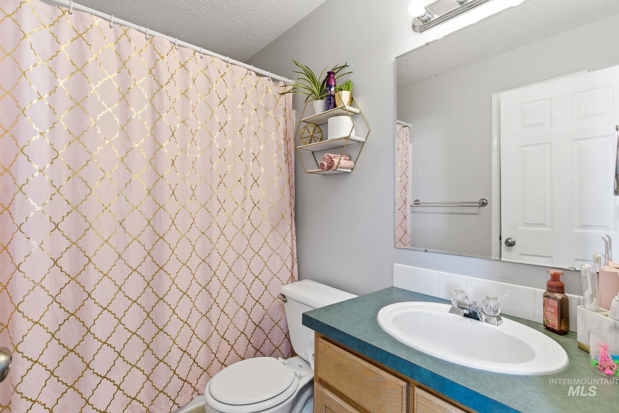 1697 W Sego Prairie, Kuna, Idaho 83634, 3 Bedrooms, 2.5 Bathrooms, Residential For Sale, Price $399,900, 98977263