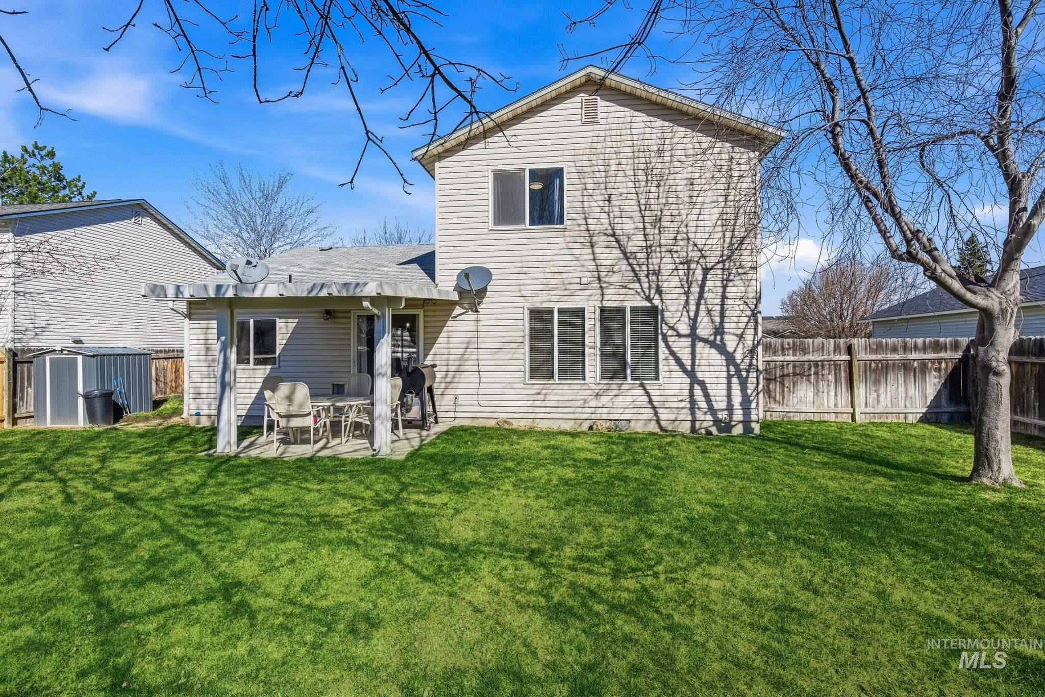 1697 W Sego Prairie, Kuna, Idaho 83634, 3 Bedrooms, 2.5 Bathrooms, Residential For Sale, Price $399,900, 98977263