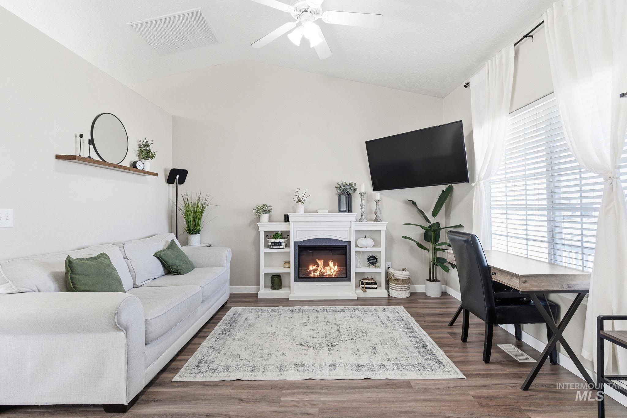 1697 W Sego Prairie, Kuna, Idaho 83634, 3 Bedrooms, 2.5 Bathrooms, Residential For Sale, Price $399,900, 98977263