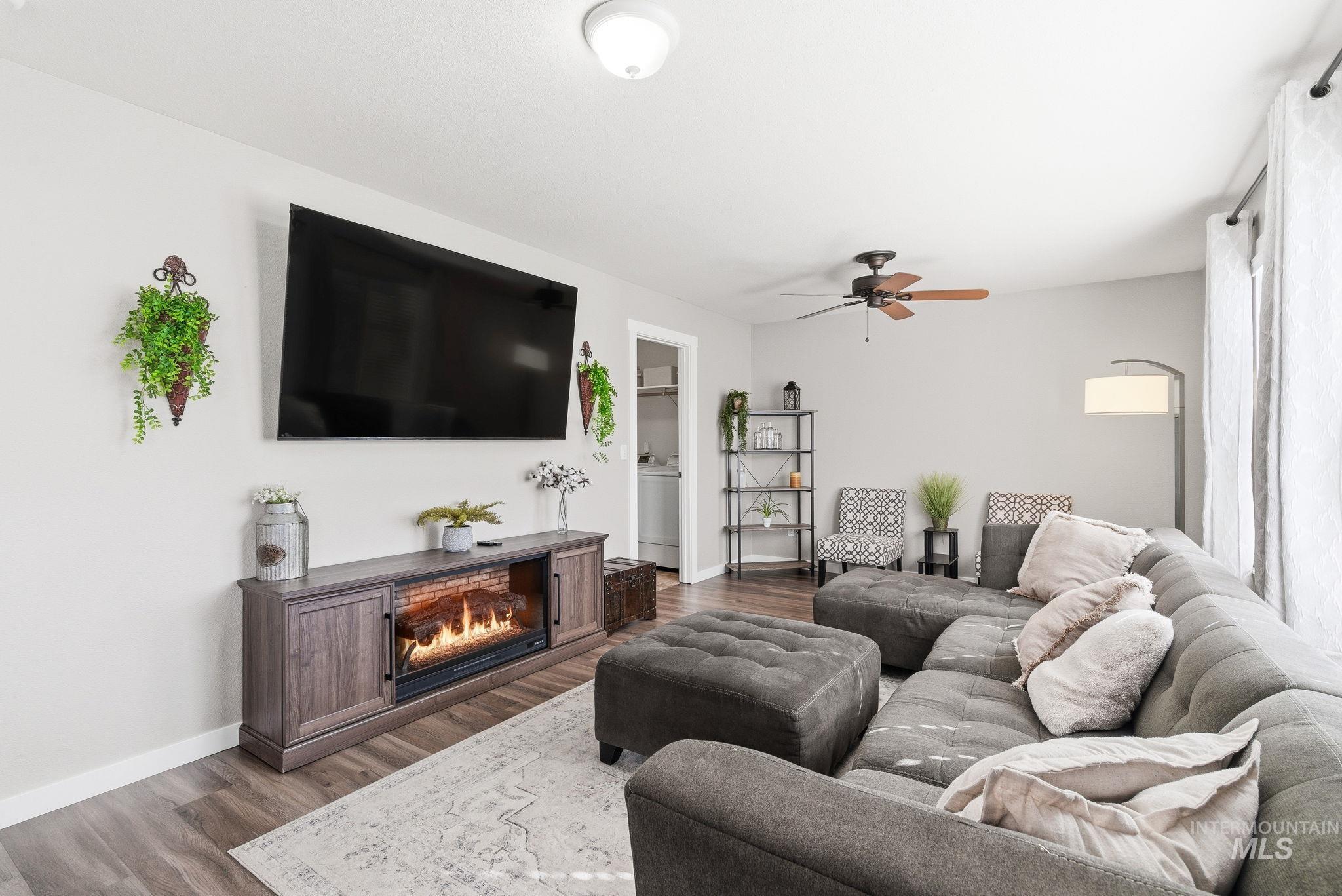 1697 W Sego Prairie, Kuna, Idaho 83634, 3 Bedrooms, 2.5 Bathrooms, Residential For Sale, Price $399,900, 98977263