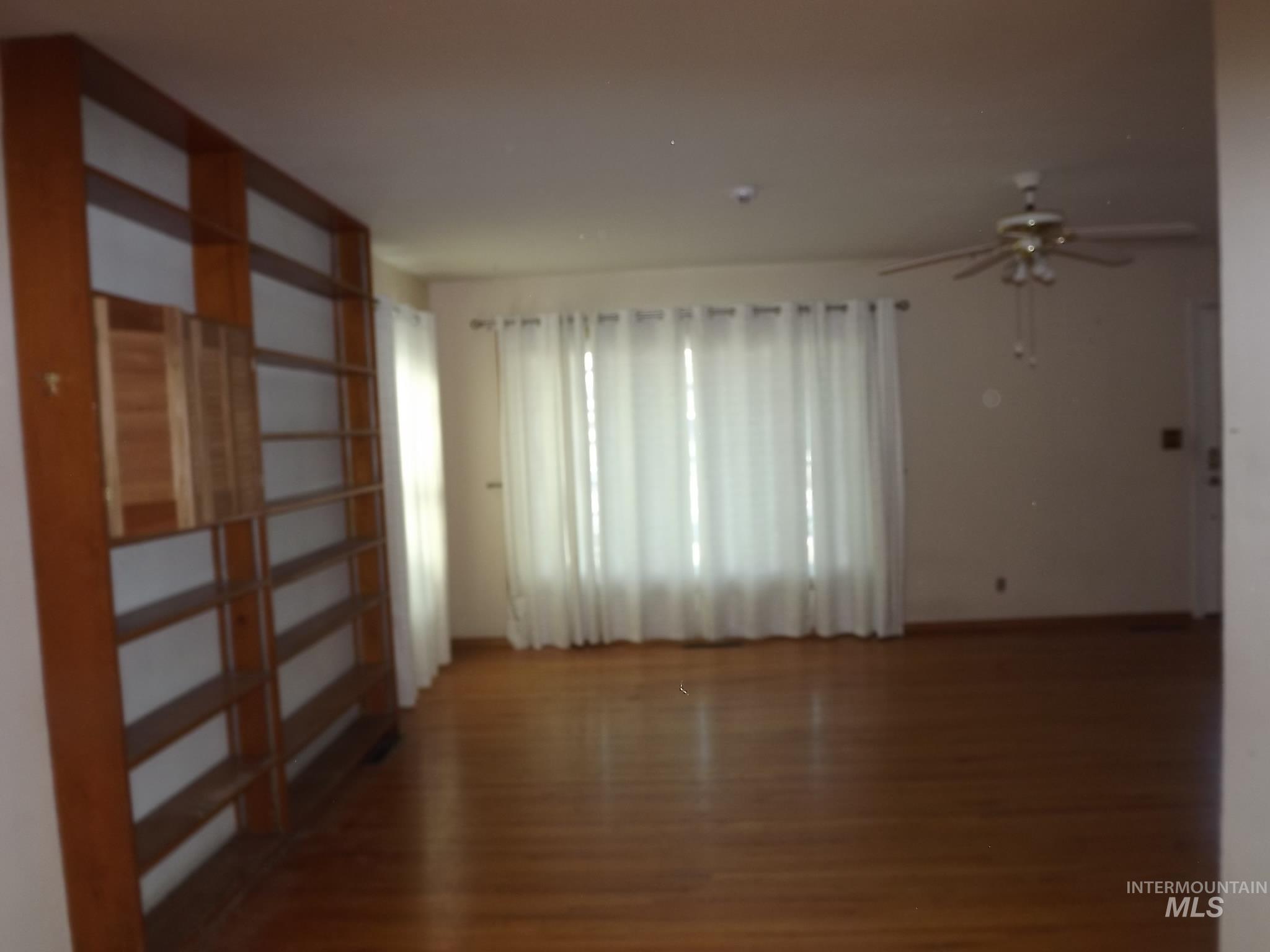 3415 11th Street, Lewiston, Idaho 83501, 5 Bedrooms, 2 Bathrooms, Residential For Sale, Price $200,000, 98977265