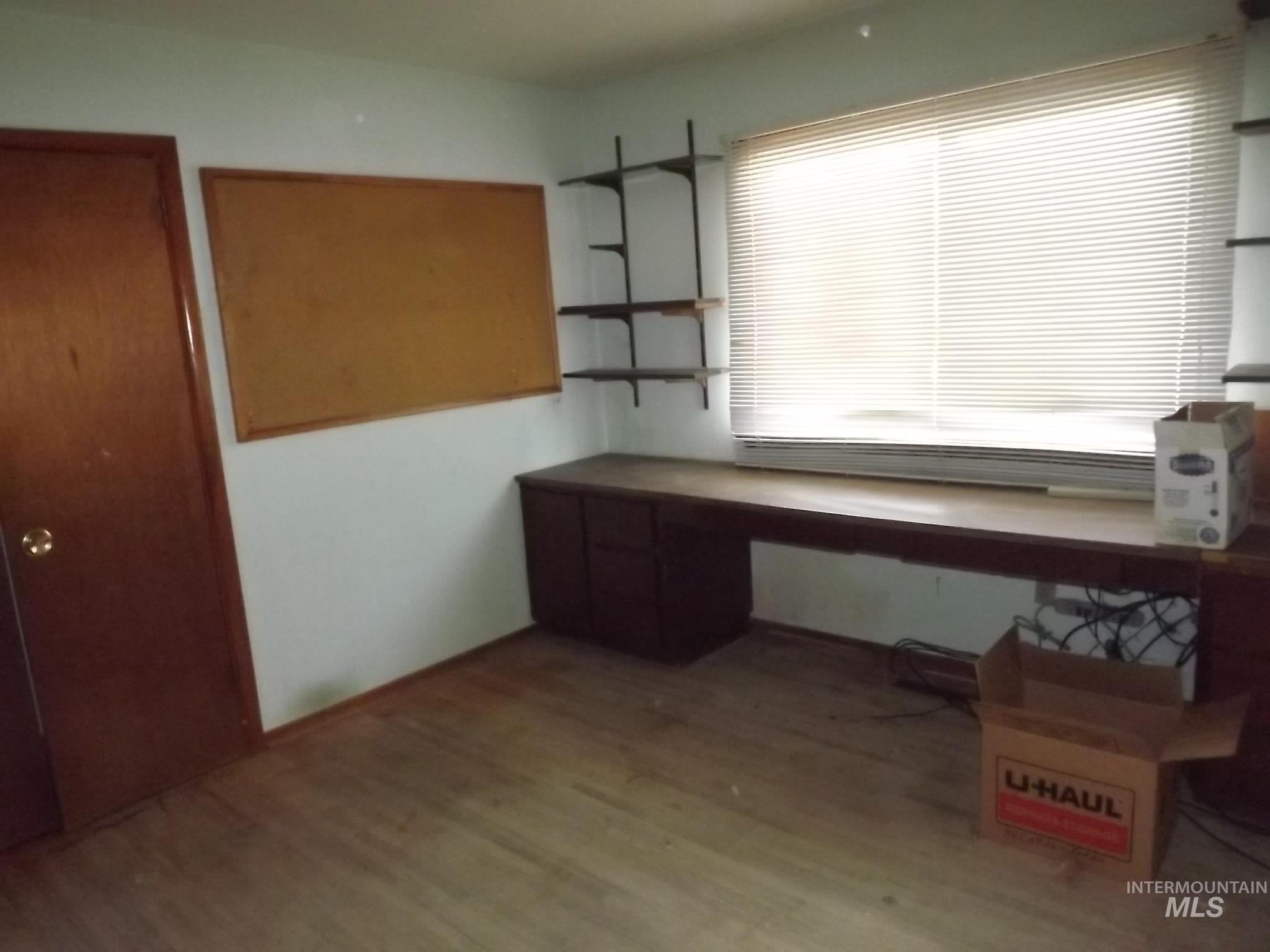 3415 11th Street, Lewiston, Idaho 83501, 5 Bedrooms, 2 Bathrooms, Residential For Sale, Price $200,000, 98977265