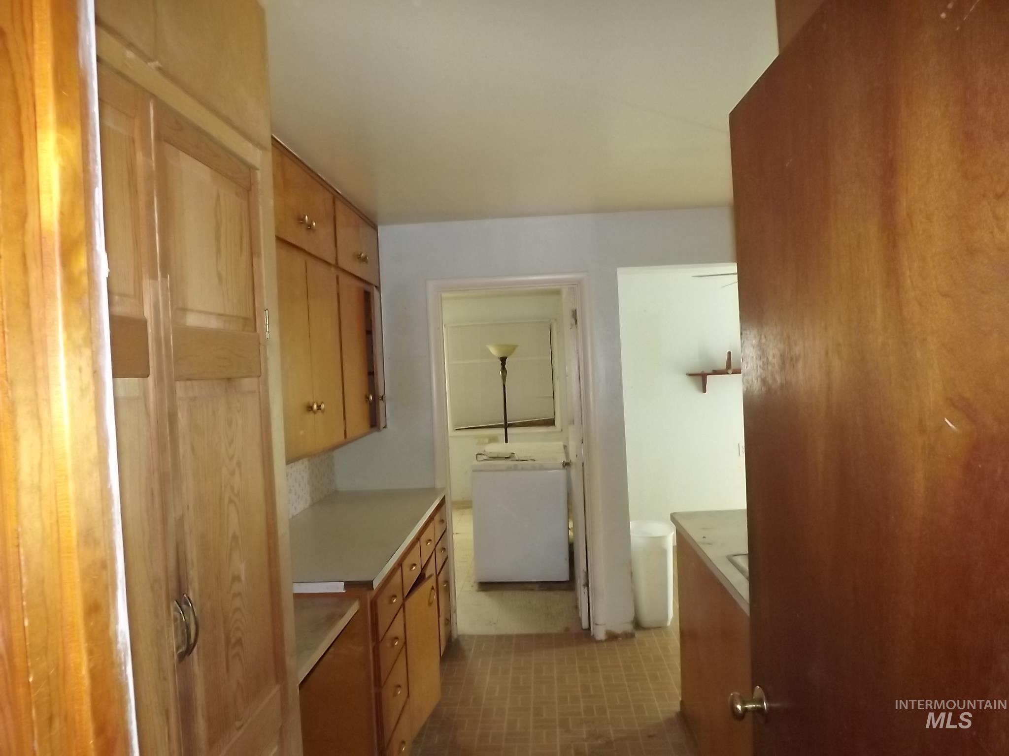 3415 11th Street, Lewiston, Idaho 83501, 5 Bedrooms, 2 Bathrooms, Residential For Sale, Price $200,000, 98977265