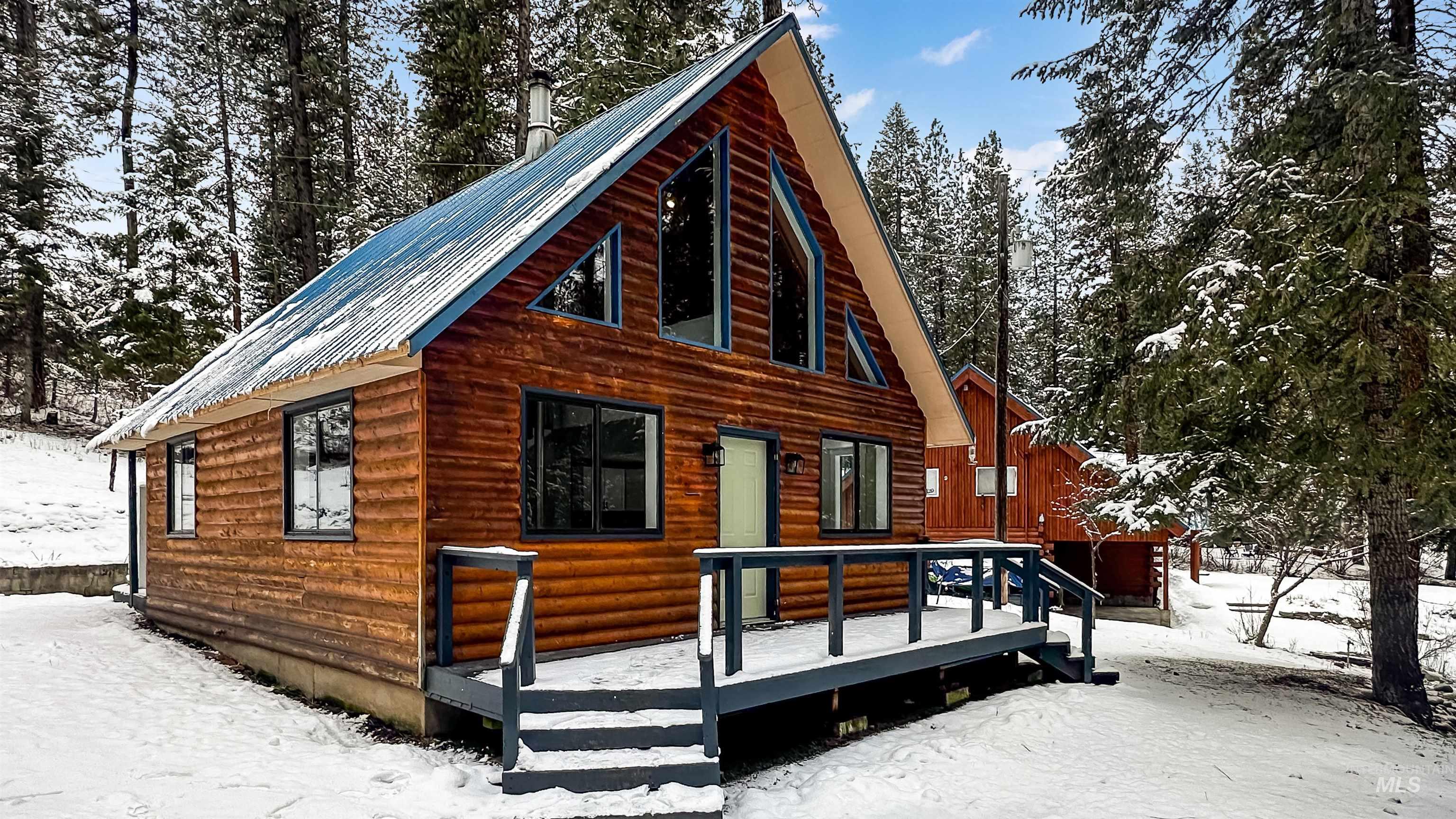 5 Pump House Rd, Garden Valley, Idaho 83622, 2 Bedrooms, 1 Bathroom, Residential For Sale, Price $465,000, 98977267