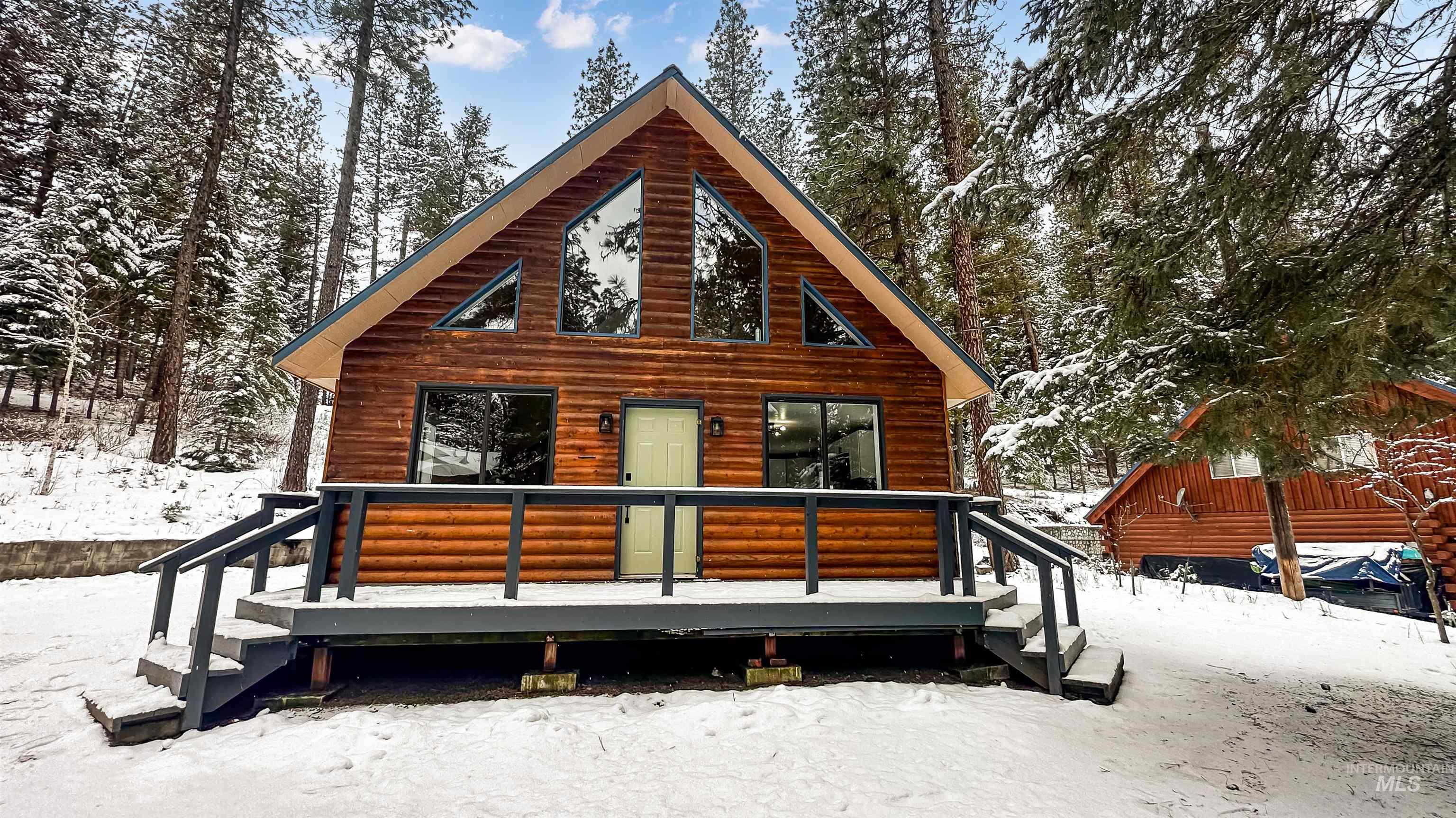 5 Pump House Rd, Garden Valley, Idaho 83622, 2 Bedrooms, 1 Bathroom, Residential For Sale, Price $465,000, 98977267