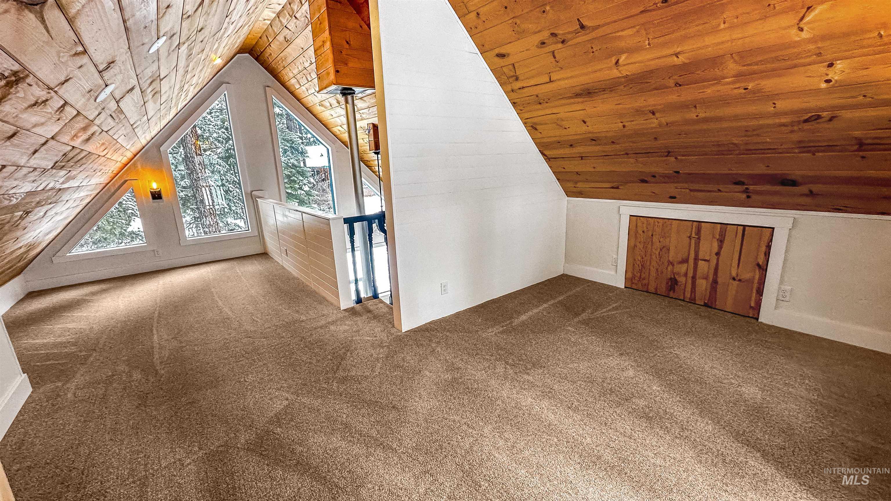 5 Pump House Rd, Garden Valley, Idaho 83622, 2 Bedrooms, 1 Bathroom, Residential For Sale, Price $475,000,MLS 98977267