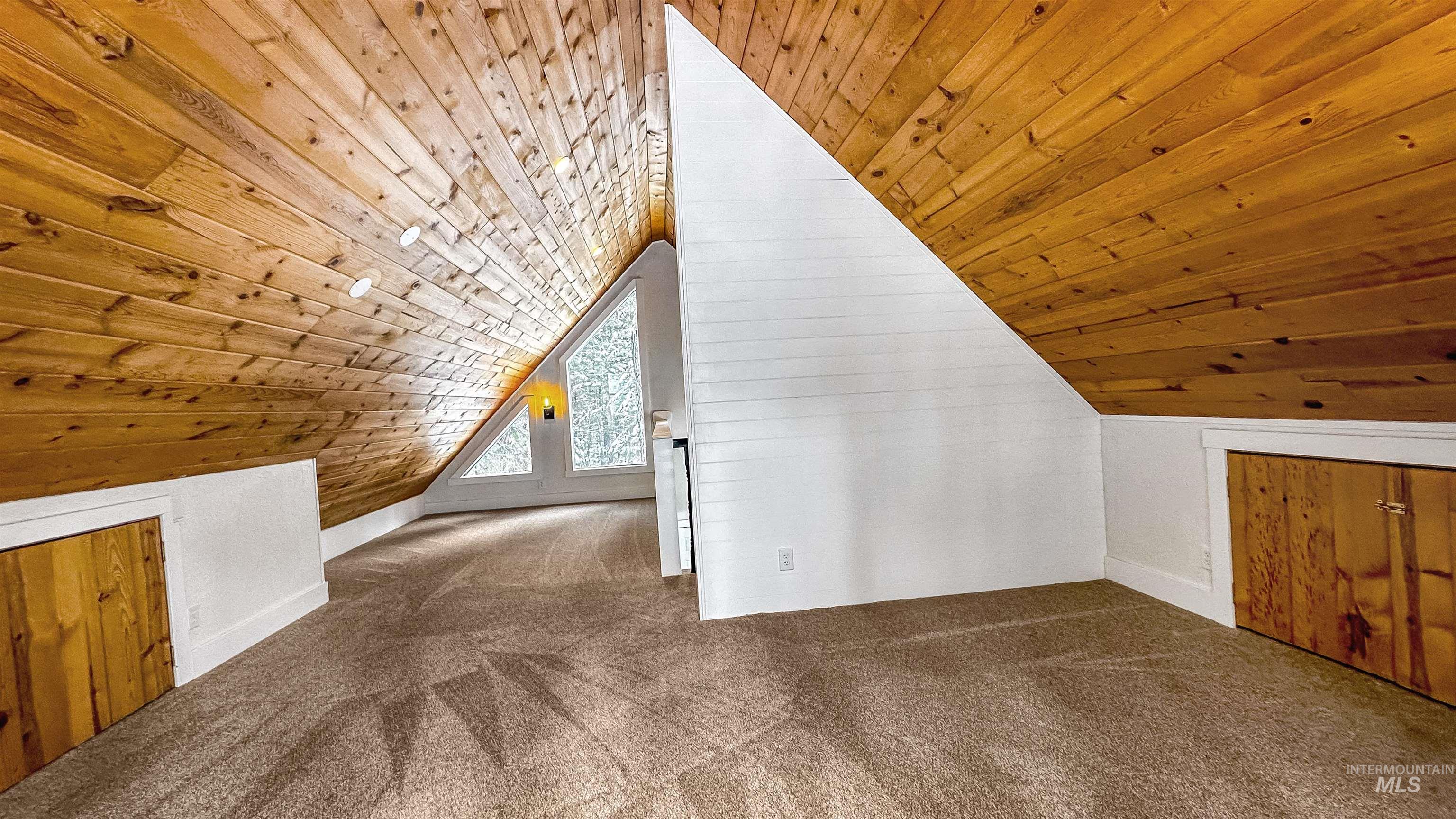 5 Pump House Rd, Garden Valley, Idaho 83622, 2 Bedrooms, 1 Bathroom, Residential For Sale, Price $475,000,MLS 98977267