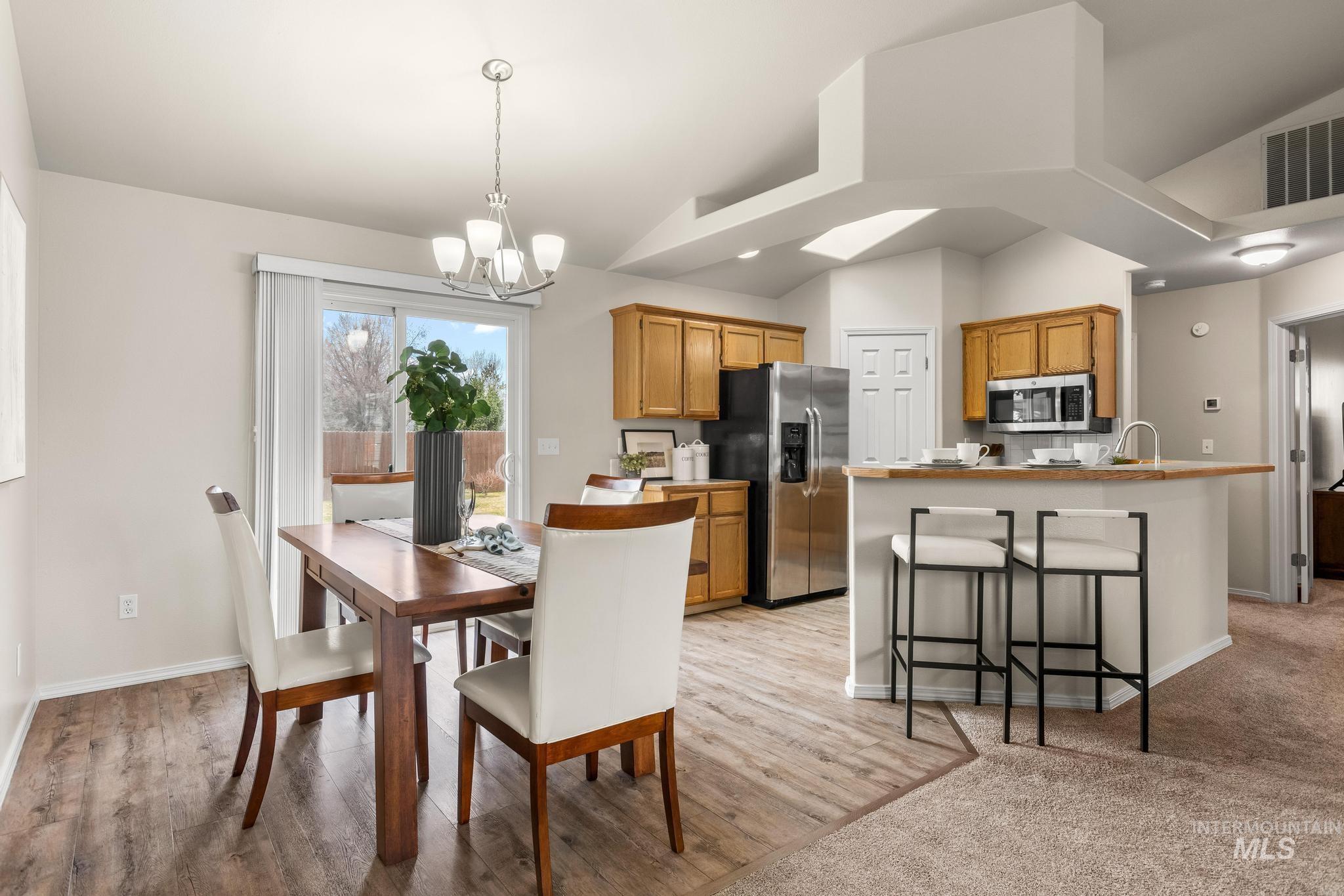 7597 N Dodgin Ave, Boise, Idaho 83714, 3 Bedrooms, 2 Bathrooms, Residential For Sale, Price $439,900, 98977268