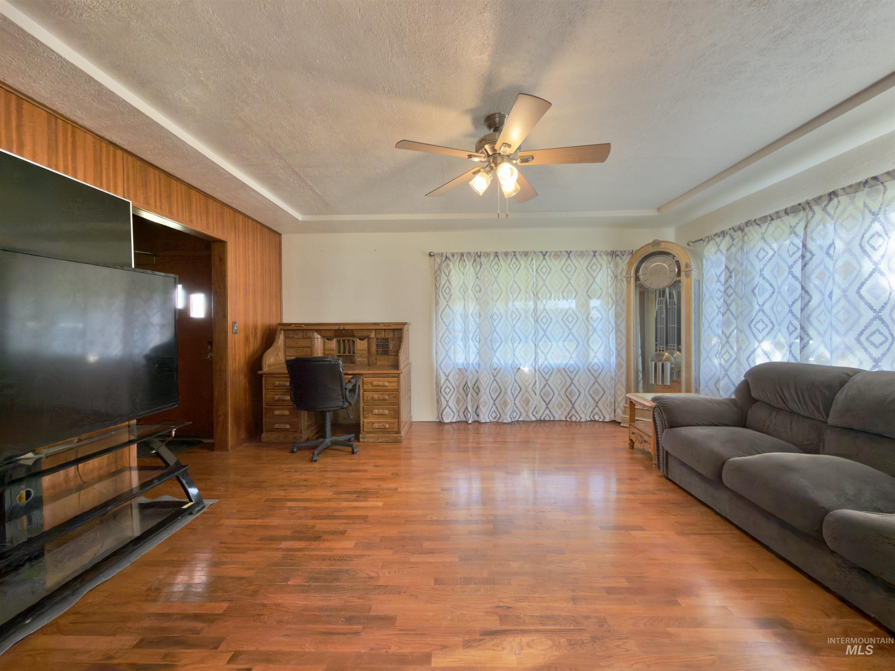 2609 4th Ave N, Lewiston, Idaho 83501, 4 Bedrooms, 2 Bathrooms, Residential For Sale, Price $295,000,MLS 98977269