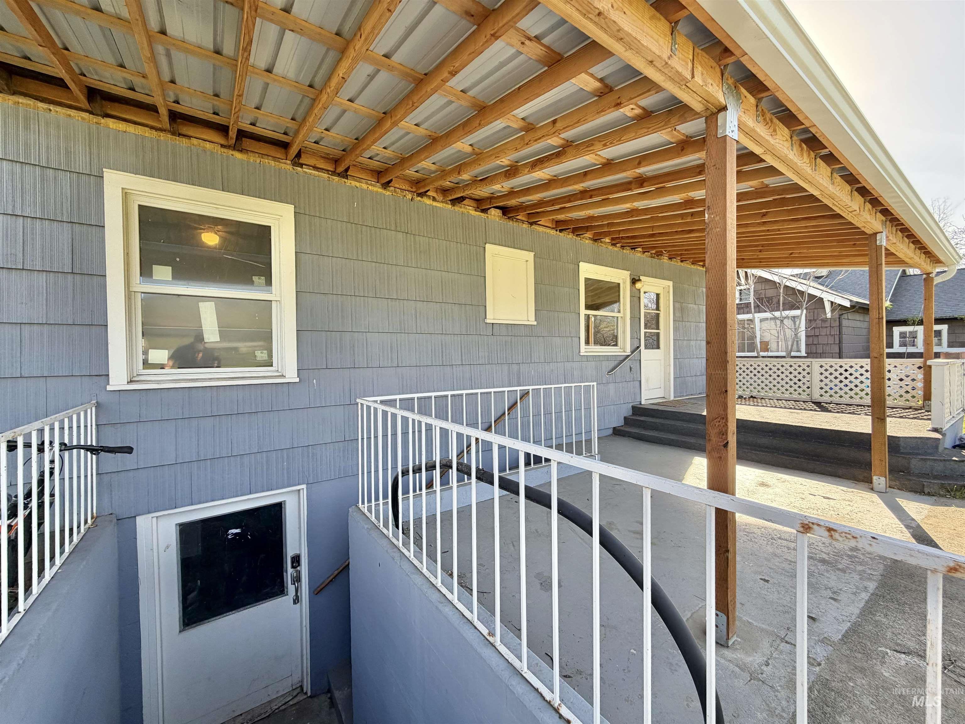 2609 4th Ave N, Lewiston, Idaho 83501, 4 Bedrooms, 2 Bathrooms, Residential For Sale, Price $295,000,MLS 98977269