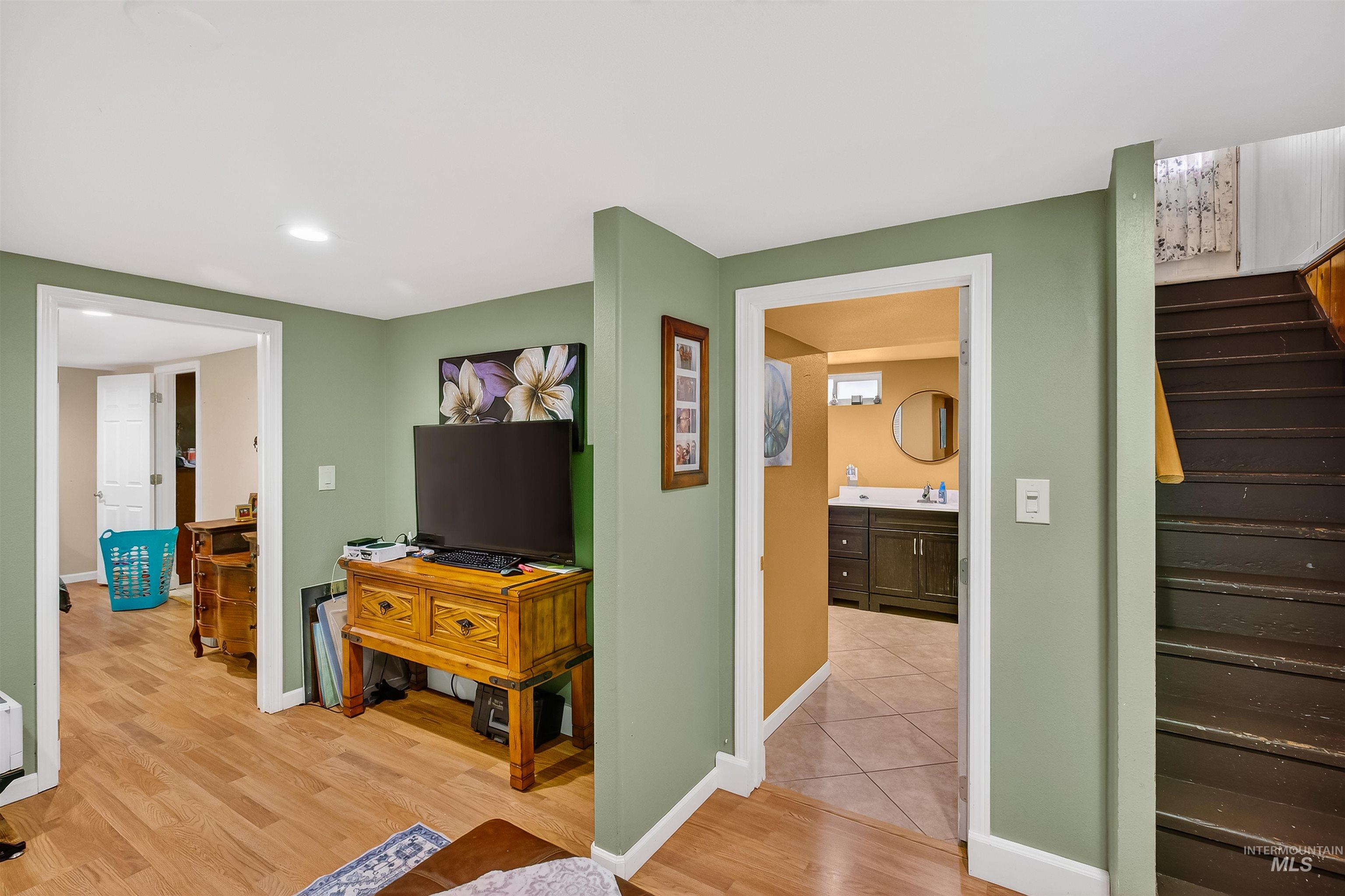 835 12th St., Clarkston, Washington 99403, 3 Bedrooms, 2 Bathrooms, Residential For Sale, Price $360,000,MLS 98977270