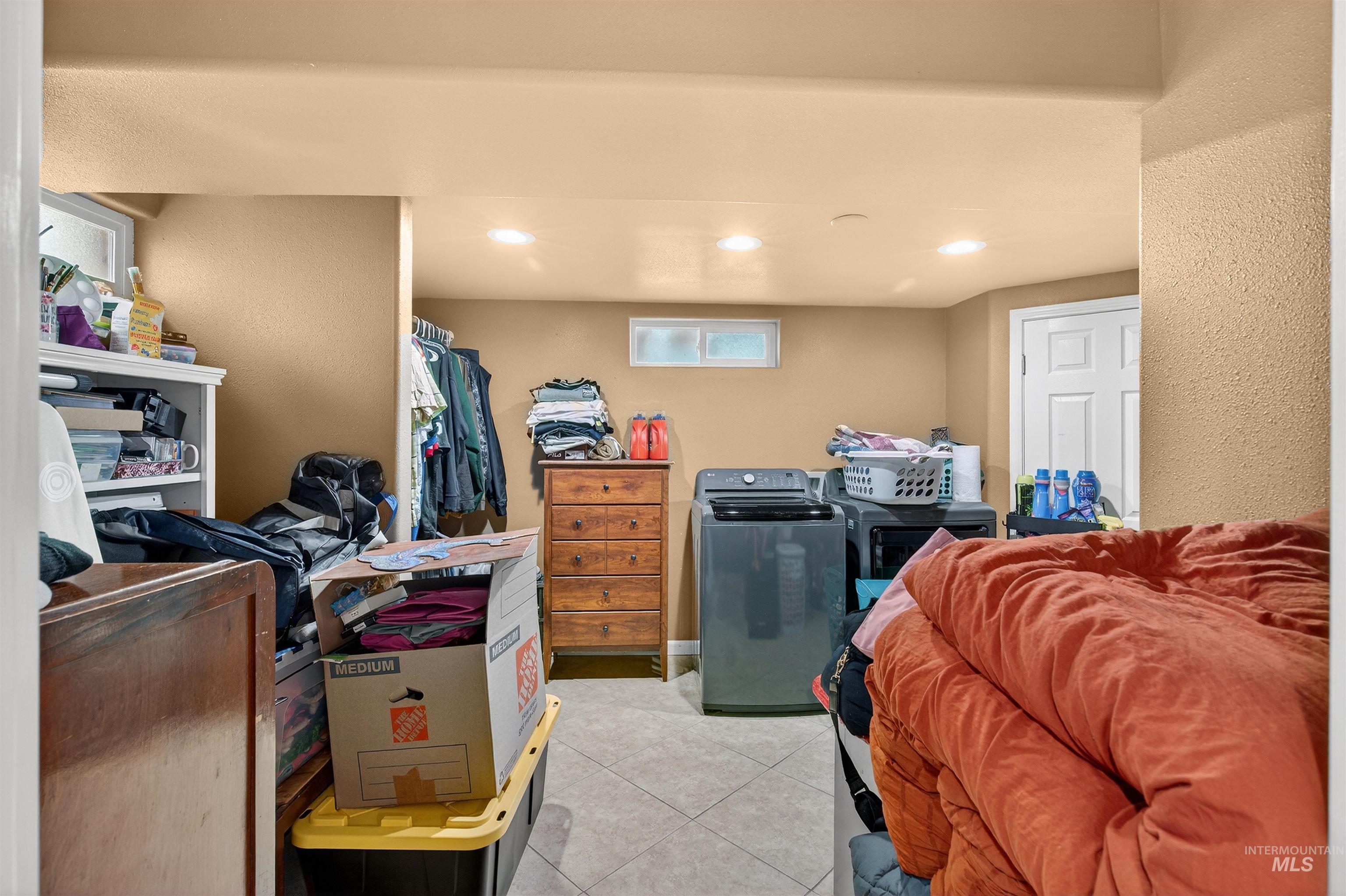 835 12th St., Clarkston, Washington 99403, 3 Bedrooms, 2 Bathrooms, Residential For Sale, Price $360,000,MLS 98977270