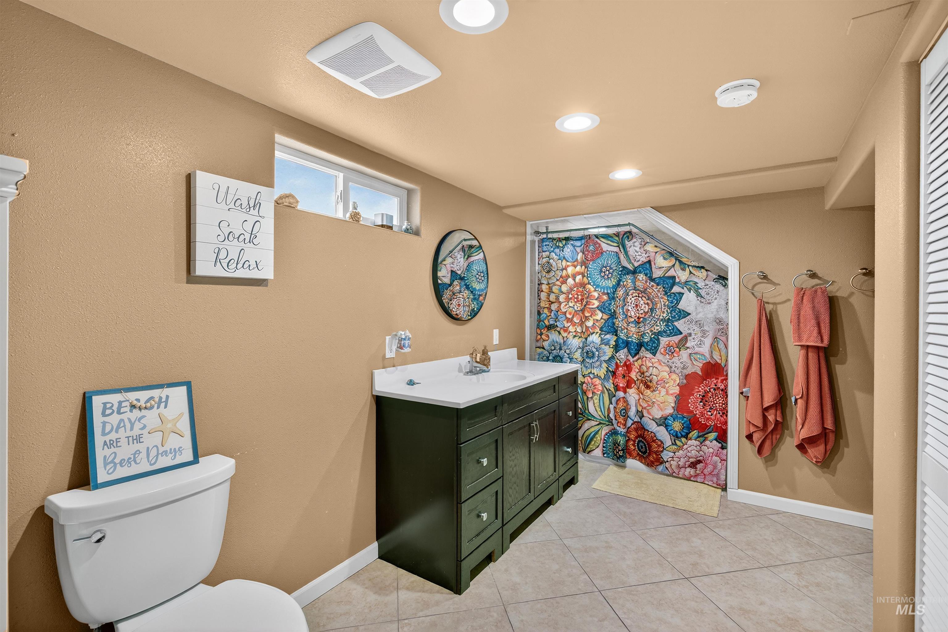 835 12th St., Clarkston, Washington 99403, 3 Bedrooms, 2 Bathrooms, Residential For Sale, Price $360,000,MLS 98977270