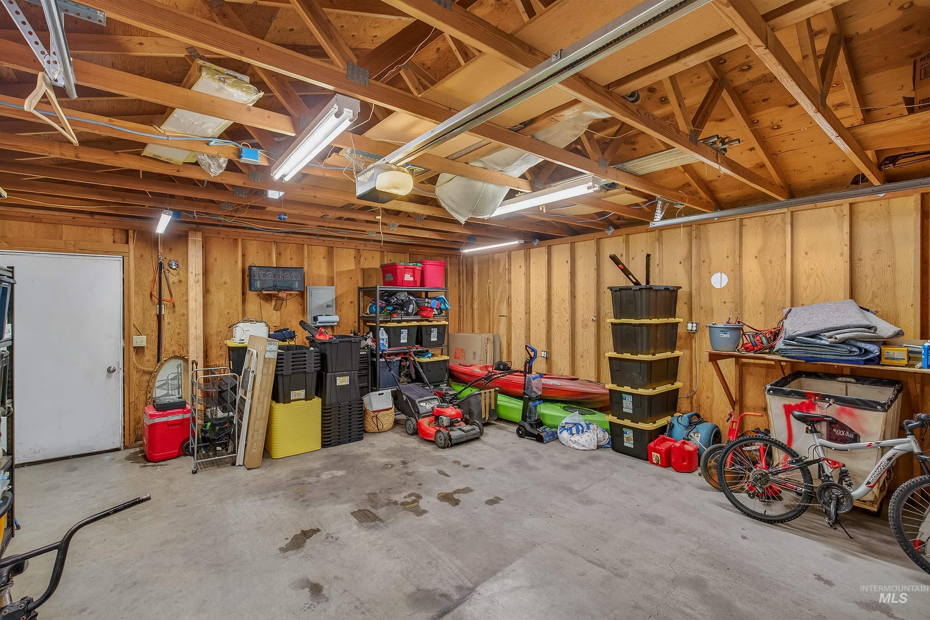 835 12th St., Clarkston, Washington 99403, 3 Bedrooms, 2 Bathrooms, Residential For Sale, Price $360,000,MLS 98977270